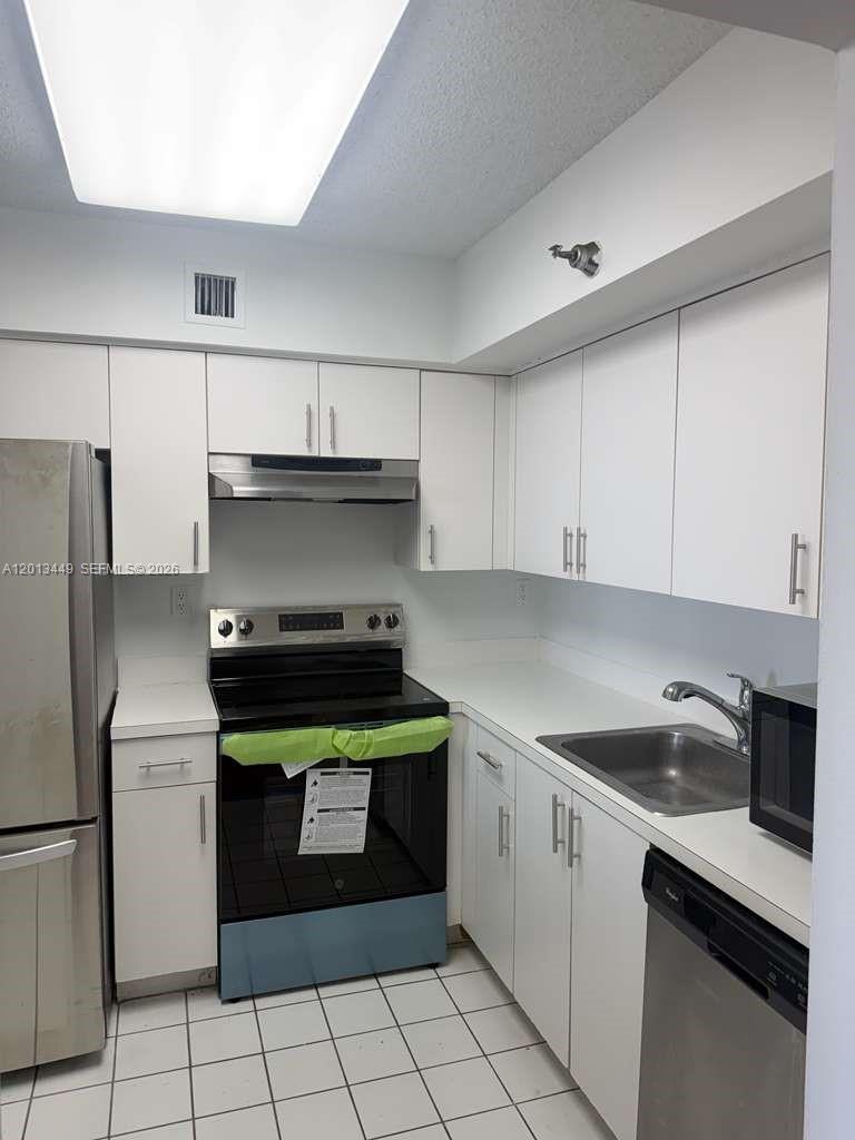 Photo of 3300 191st St  #1903, Aventura, Florida, 33180 - 