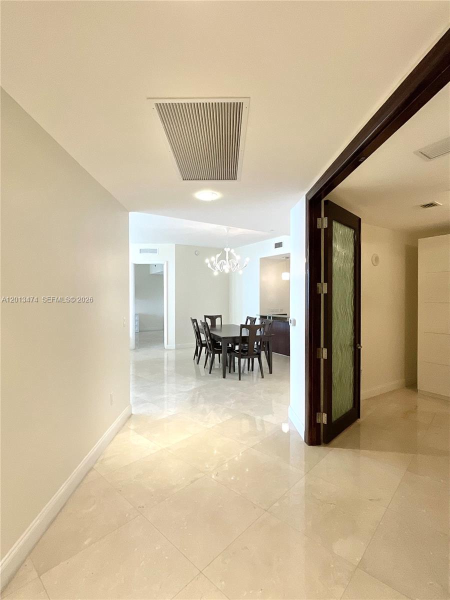 703 2 / 3 1962 sq. ft. $ 2026-05-05 0 Photo
