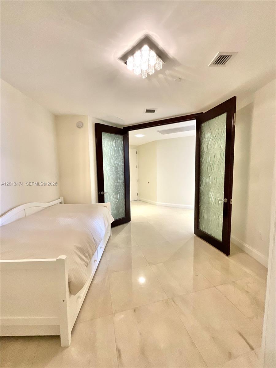 703 2 / 3 1962 sq. ft. $ 2026-05-05 0 Photo