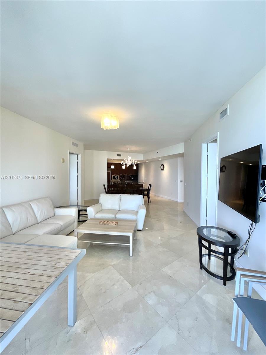 703 2 / 3 1962 sq. ft. $ 2026-05-05 0 Photo