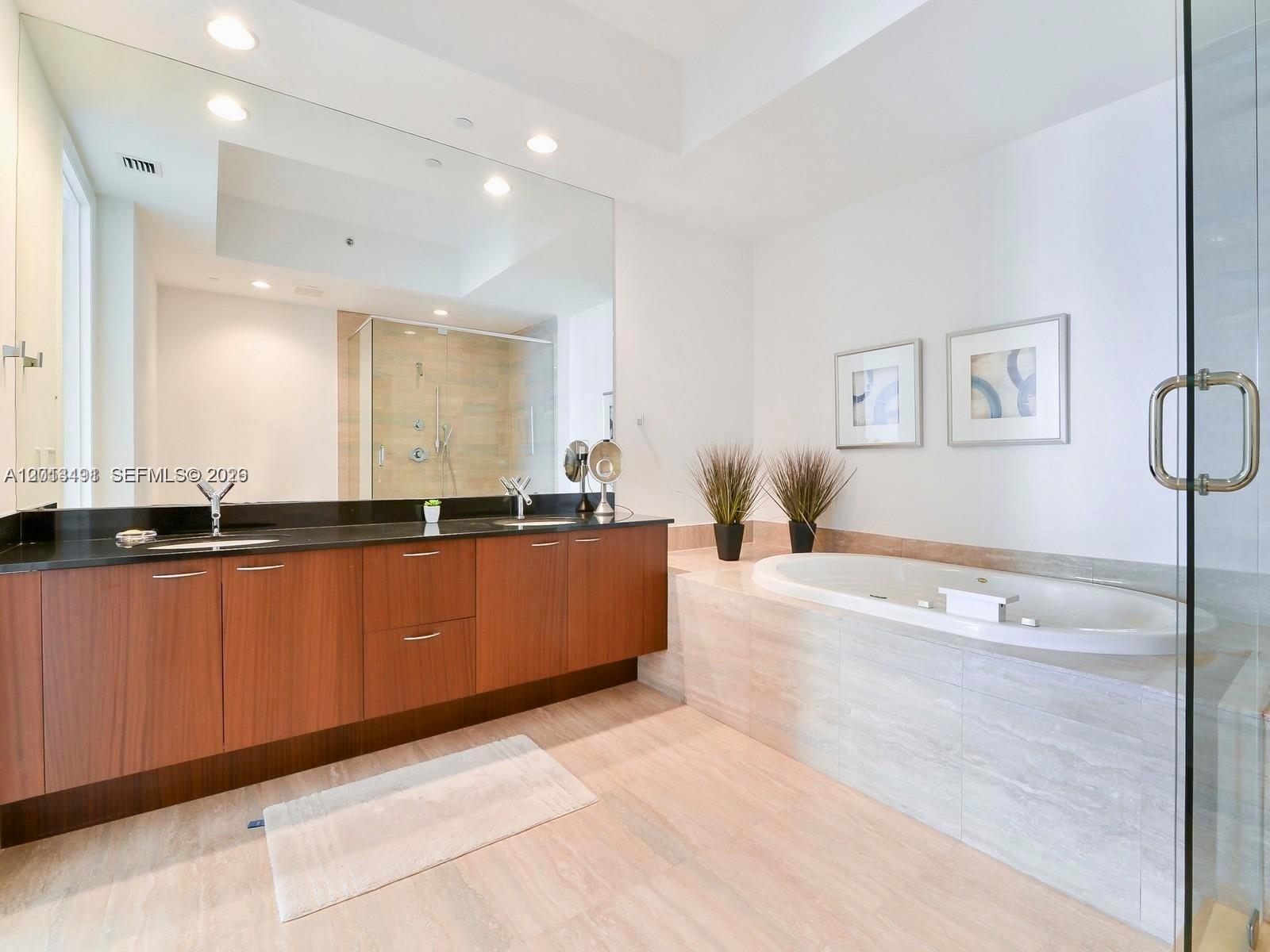 2703 2 / 3 1935 sq. ft. $ 2026-05-05 0 Photo