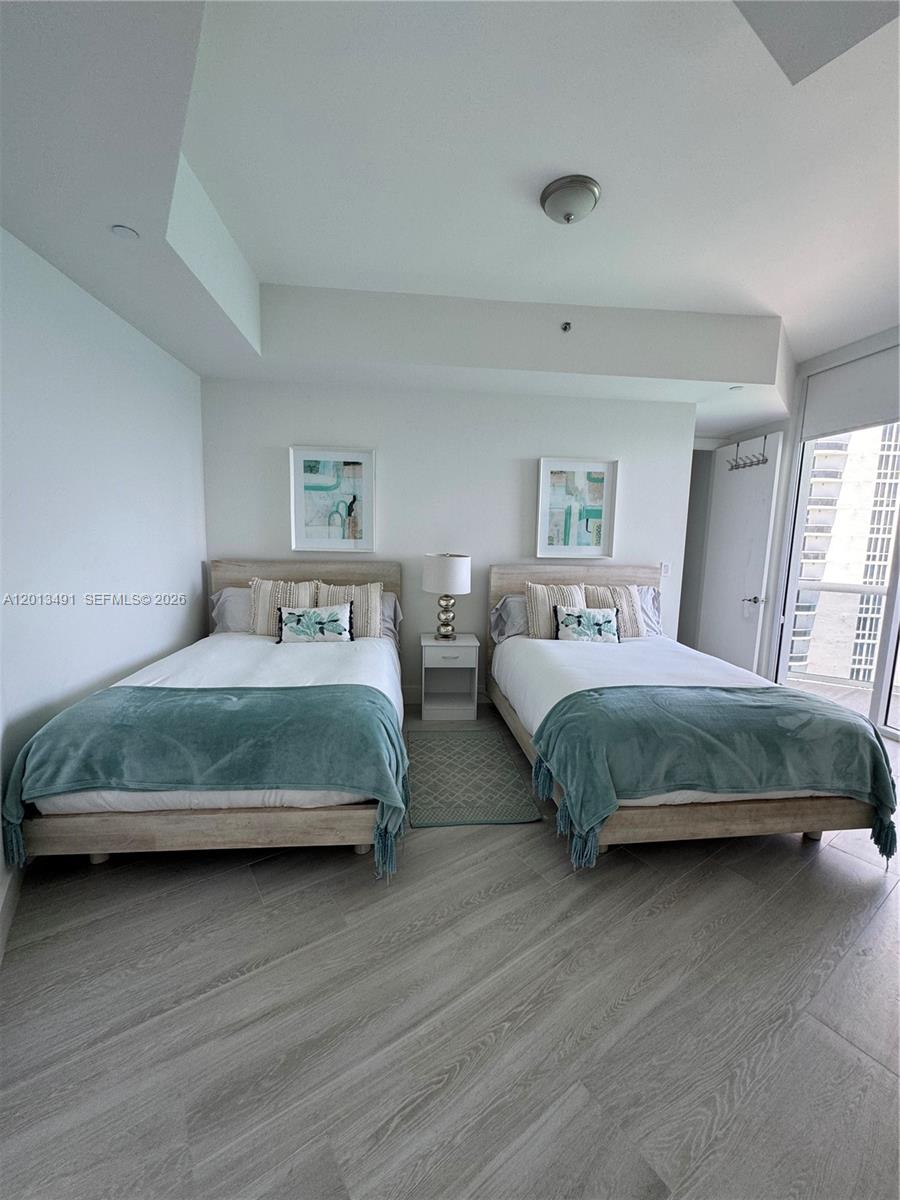 2703 2 / 3 1935 sq. ft. $ 2026-05-05 0 Photo