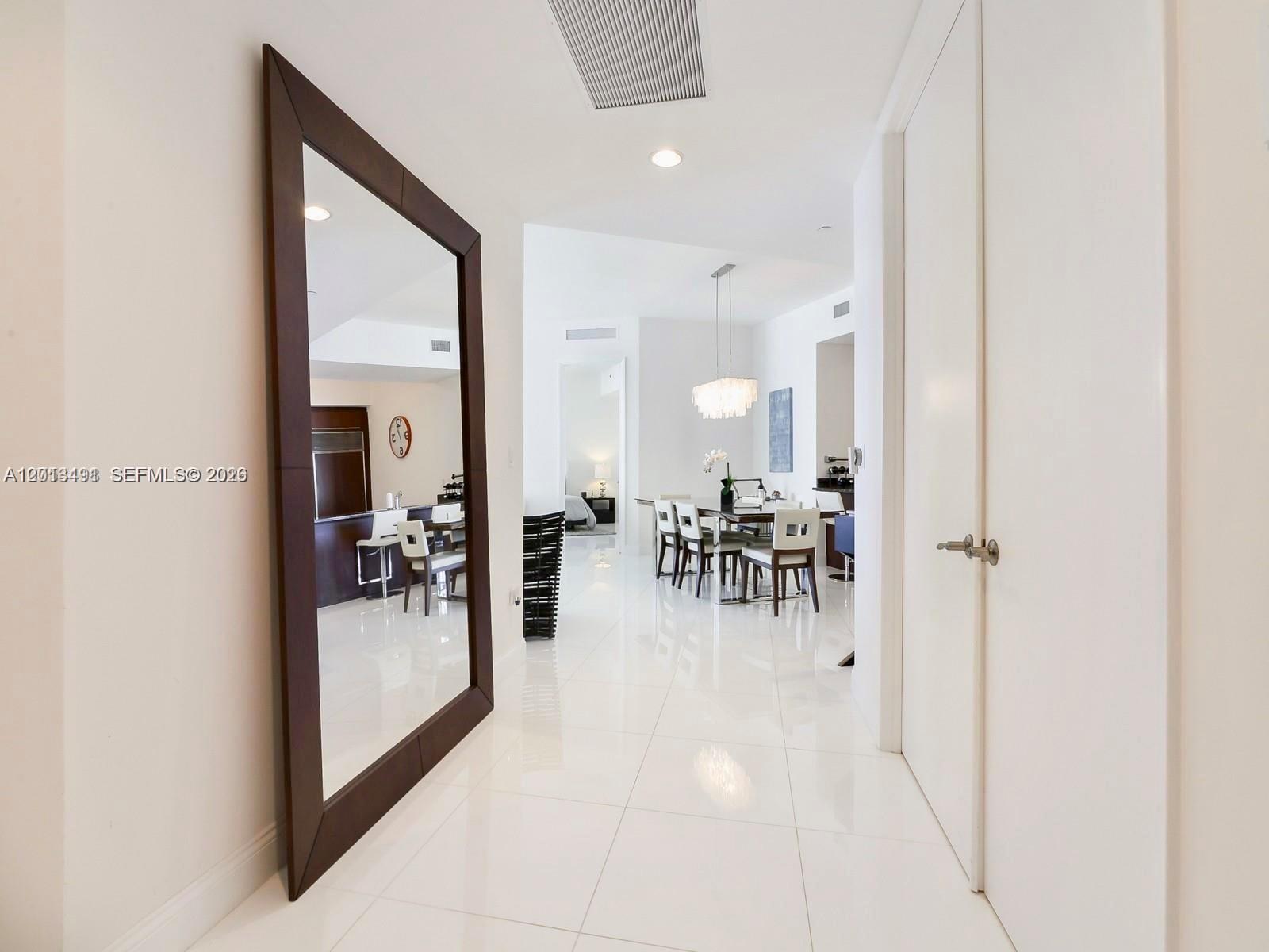 2703 2 / 3 1935 sq. ft. $ 2026-05-05 0 Photo