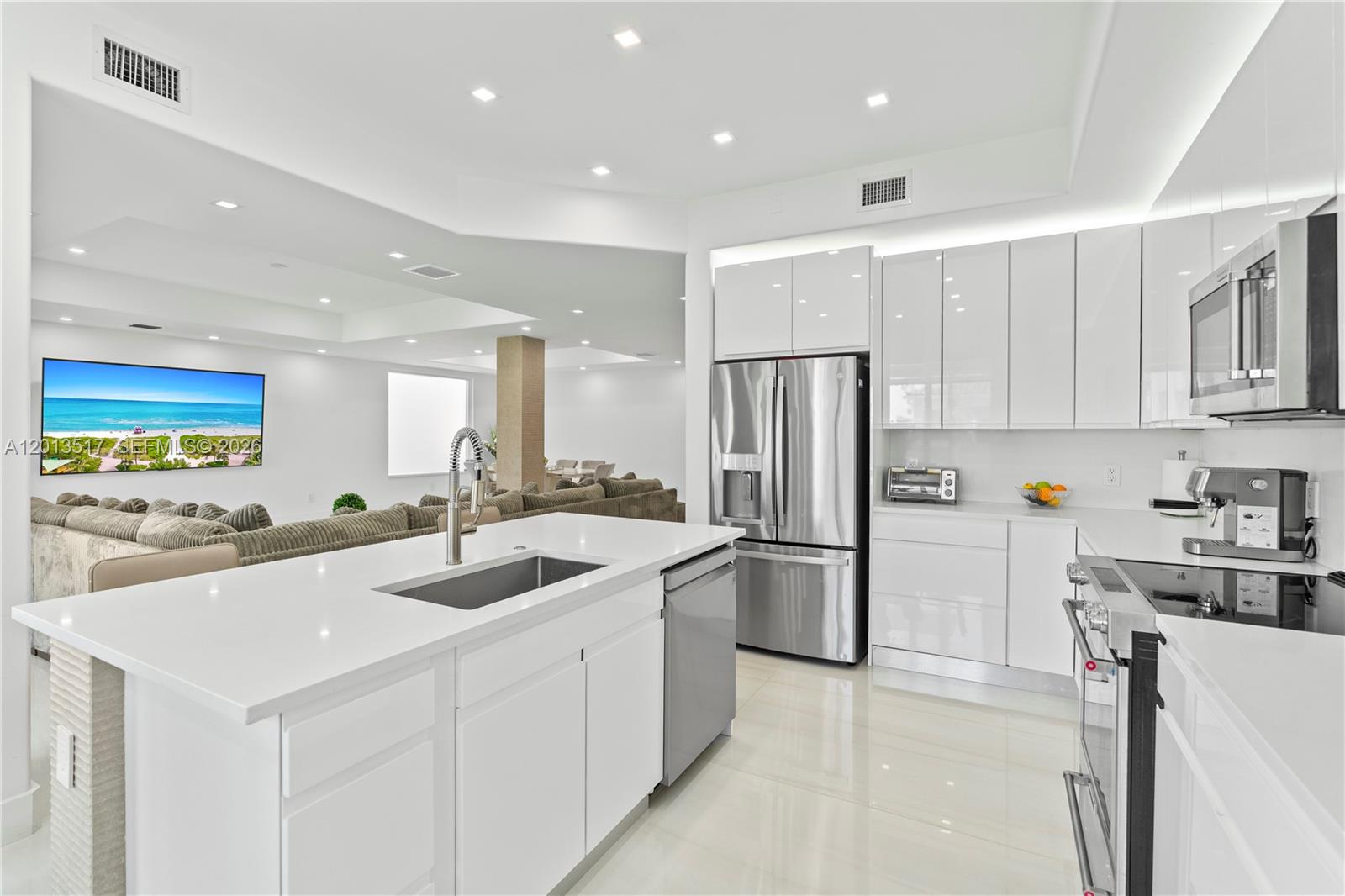 Photo of 3188 211th Ter  (3188), Aventura, Florida, 33180 - Custom designed kitchen
