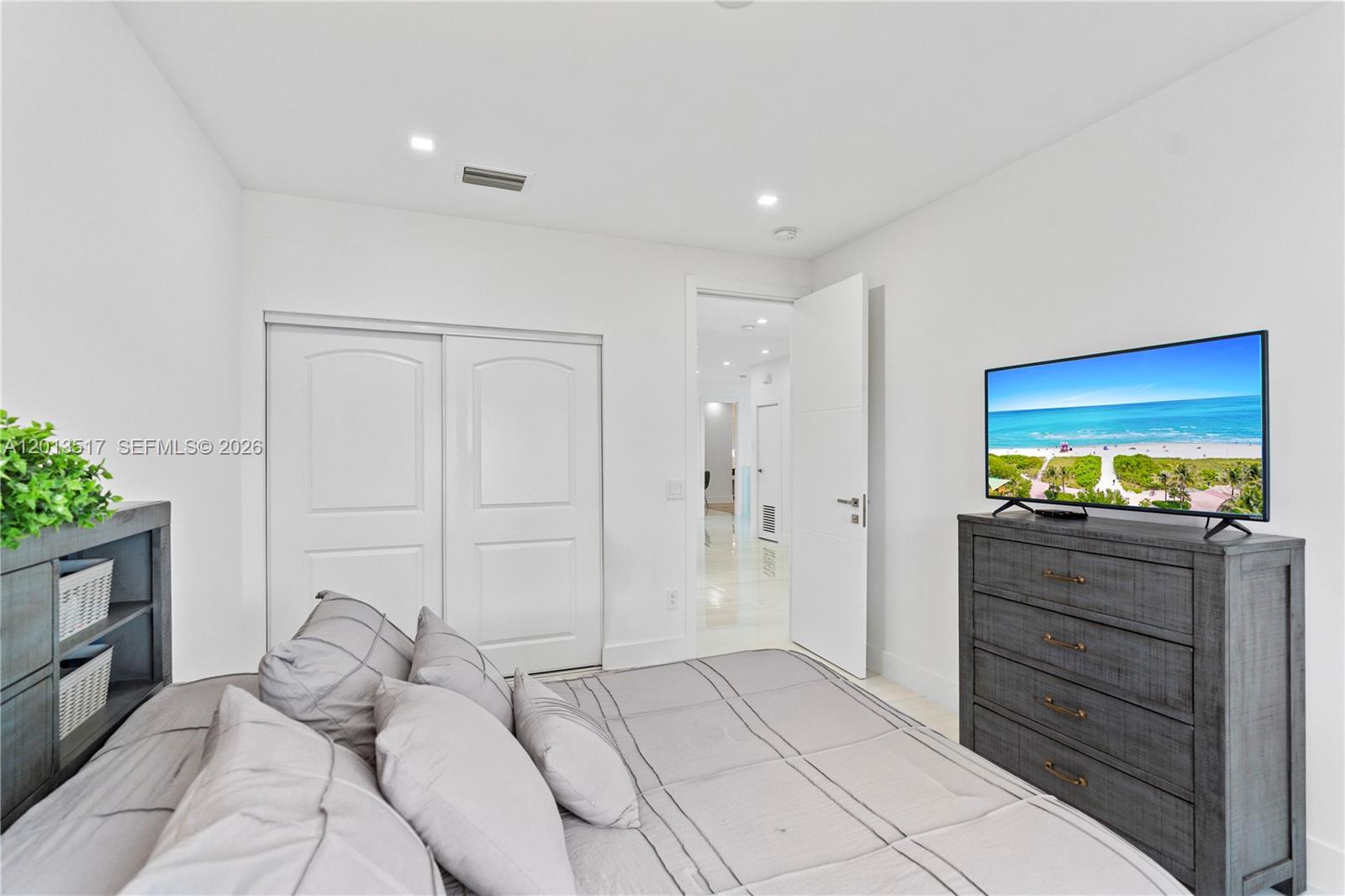 Photo of 3188 211th Ter  (3188), Aventura, Florida, 33180 - Bedroom #2
