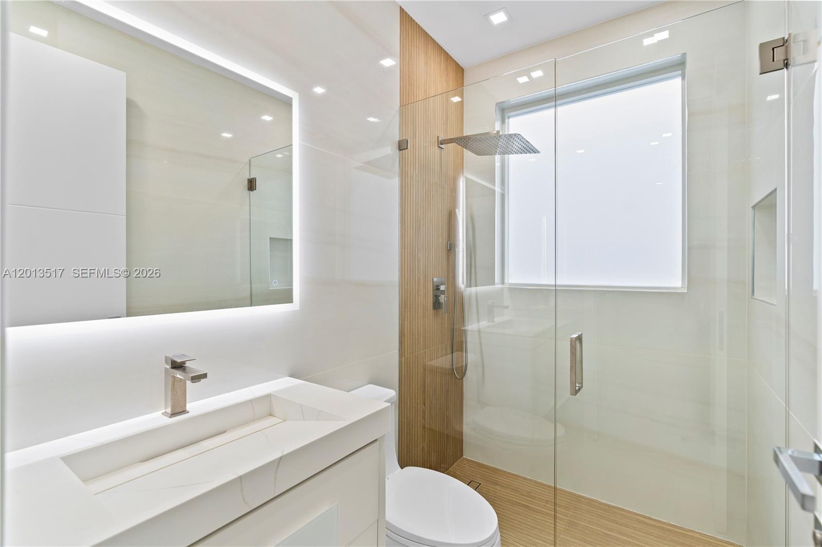 Photo of 3188 211th Ter  (3188), Aventura, Florida, 33180 - Bathroom #2