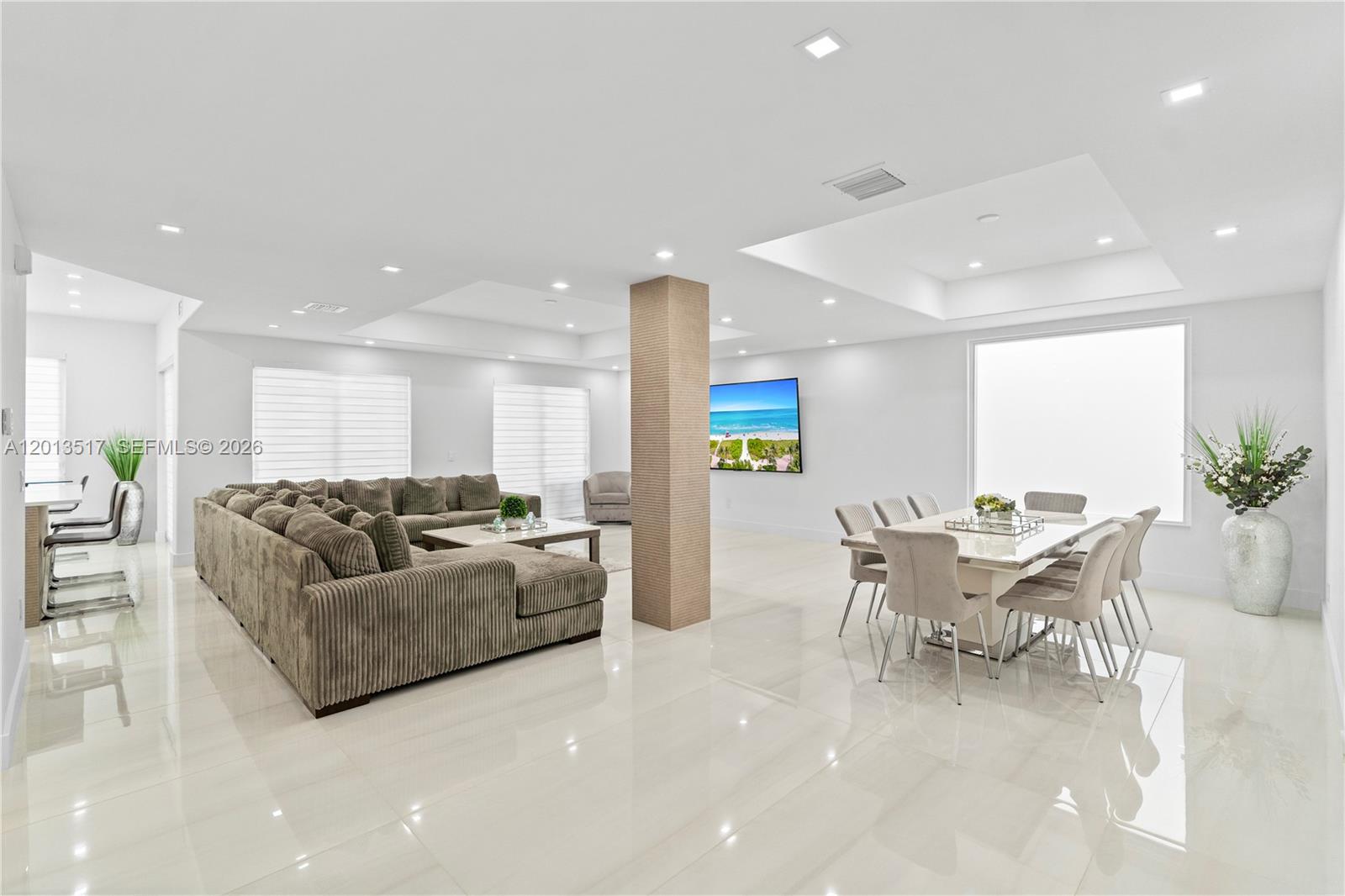 Photo of 3188 211th Ter  (3188), Aventura, Florida, 33180 - Spacious living space