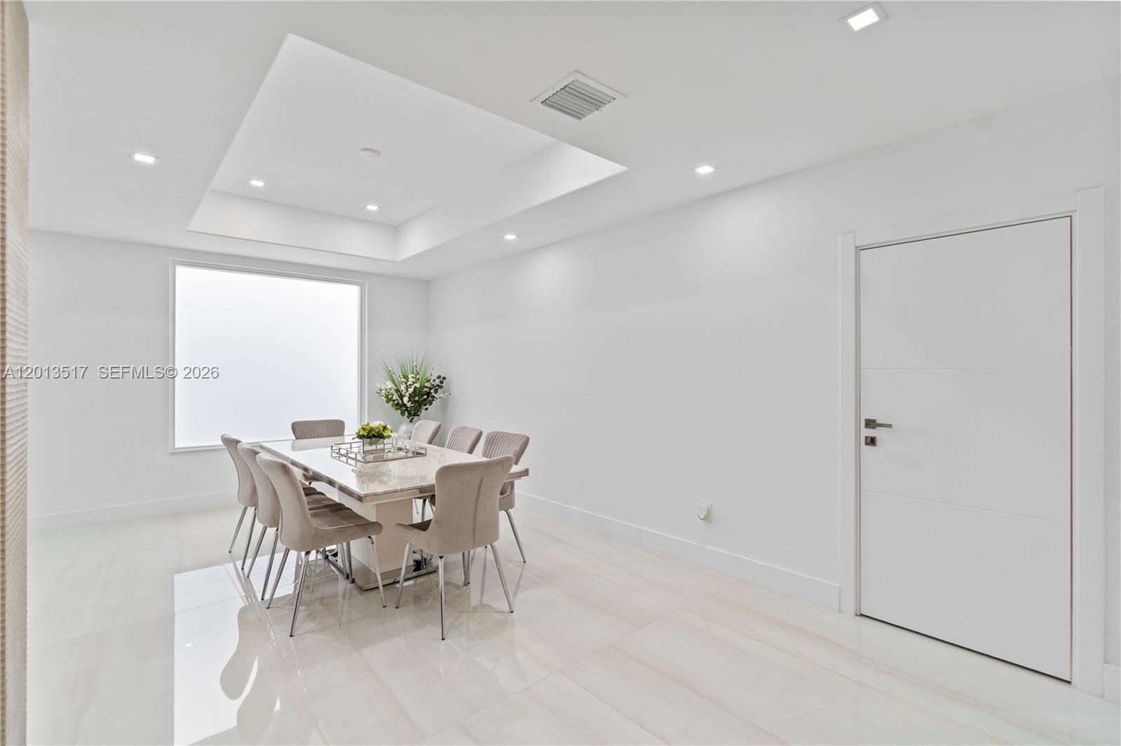 Photo of 3188 211th Ter  (3188), Aventura, Florida, 33180 - Formal dining