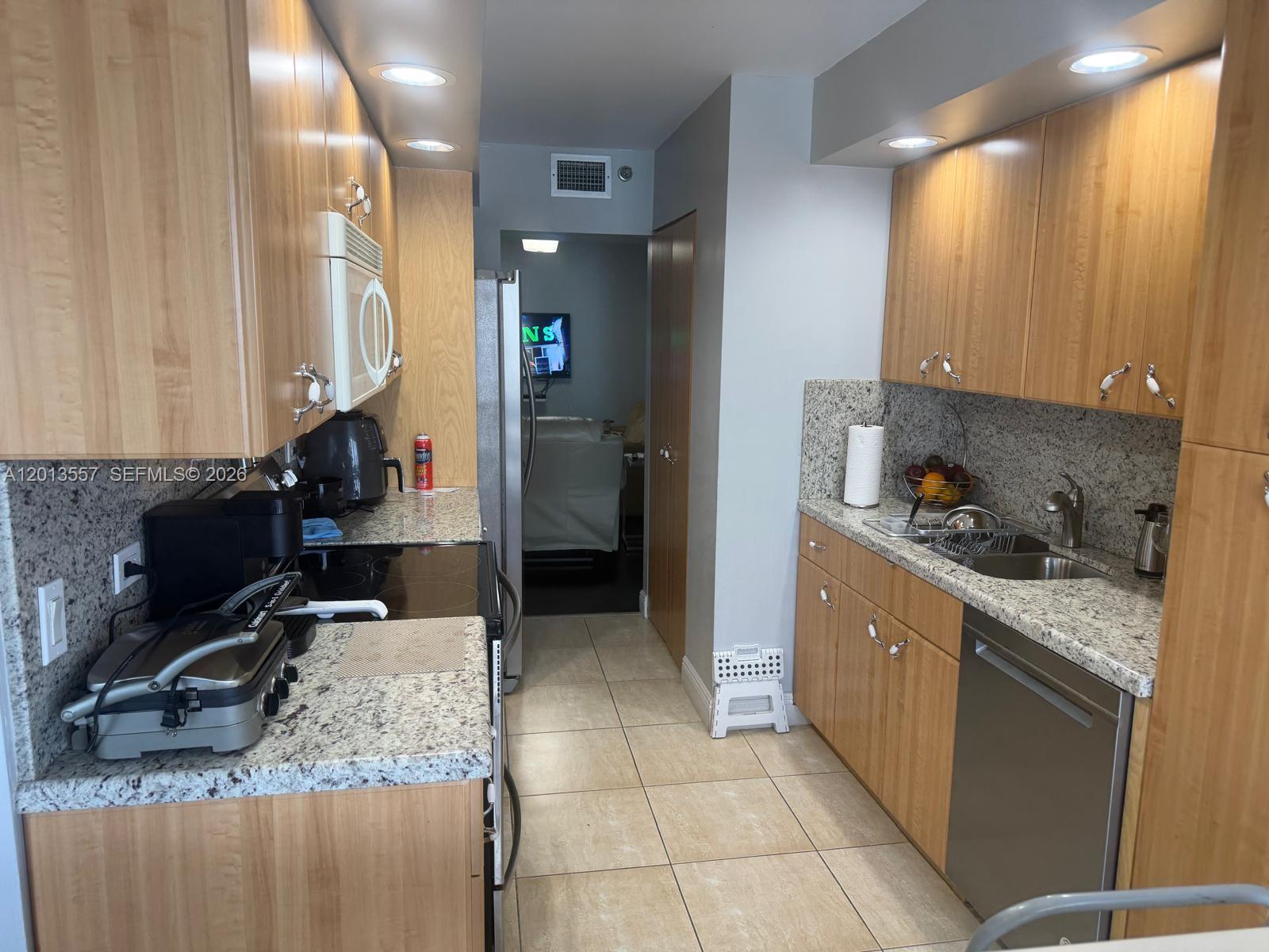 Photo of 1201 Ocean Dr  #1609S, Hollywood, Florida, 33019 - 