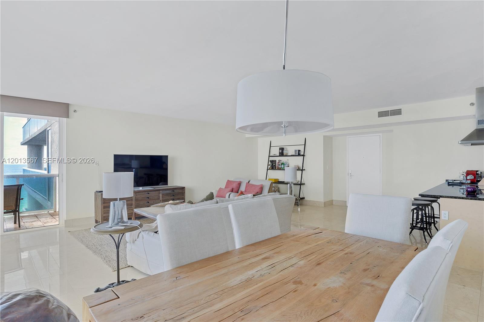 1410 2 / 2 1782 sq. ft. $ 2026-05-05 0 Photo