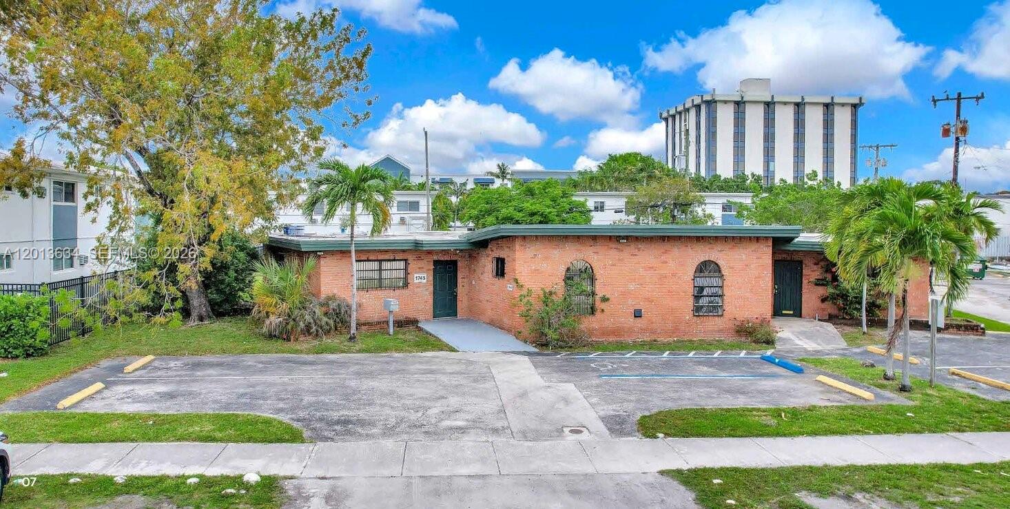 See details / sq. ft. $ 2026-05-05 0 Photo