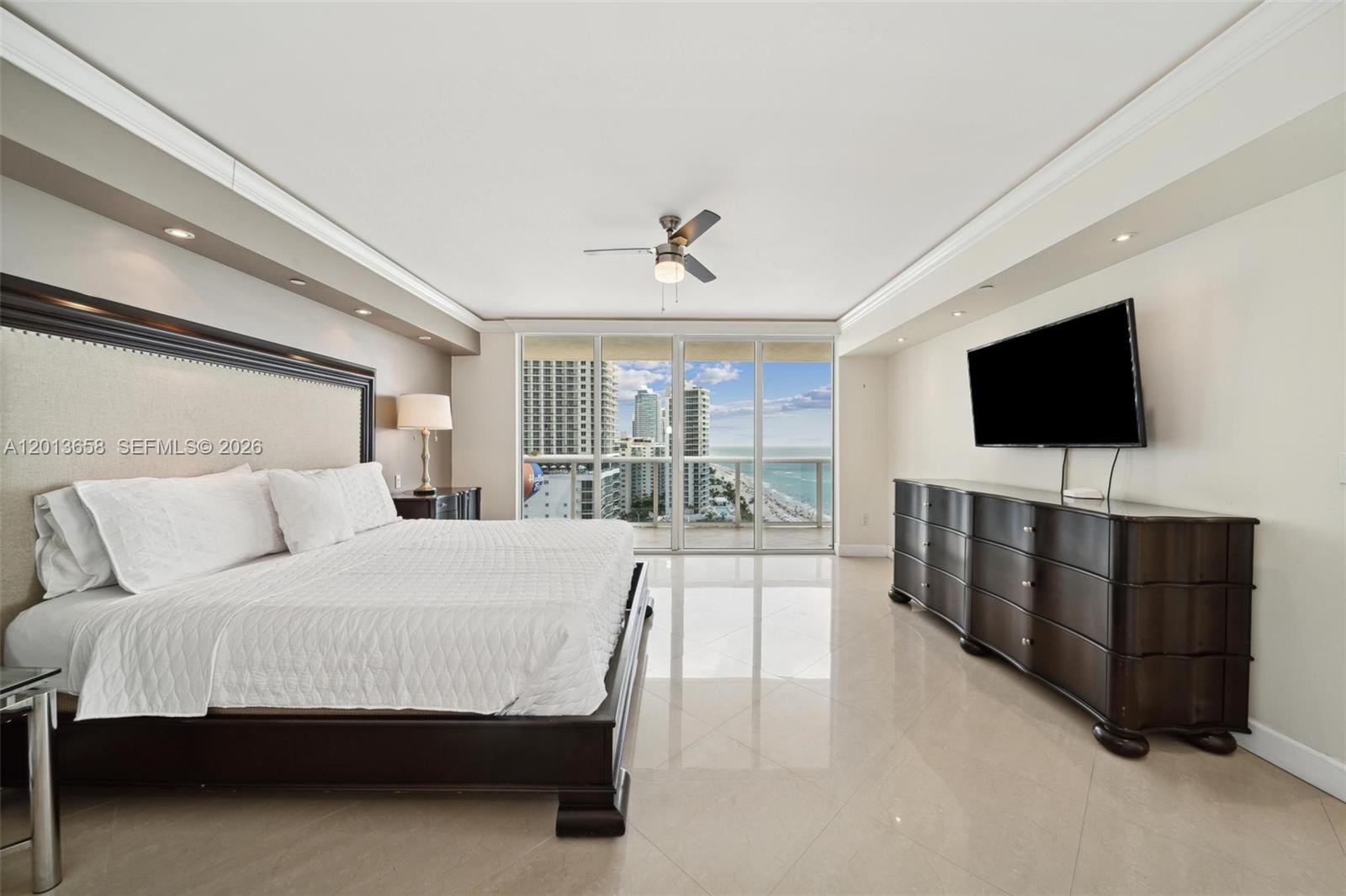 1701 3 / 3 2065 sq. ft. $ 2026-05-05 0 Photo