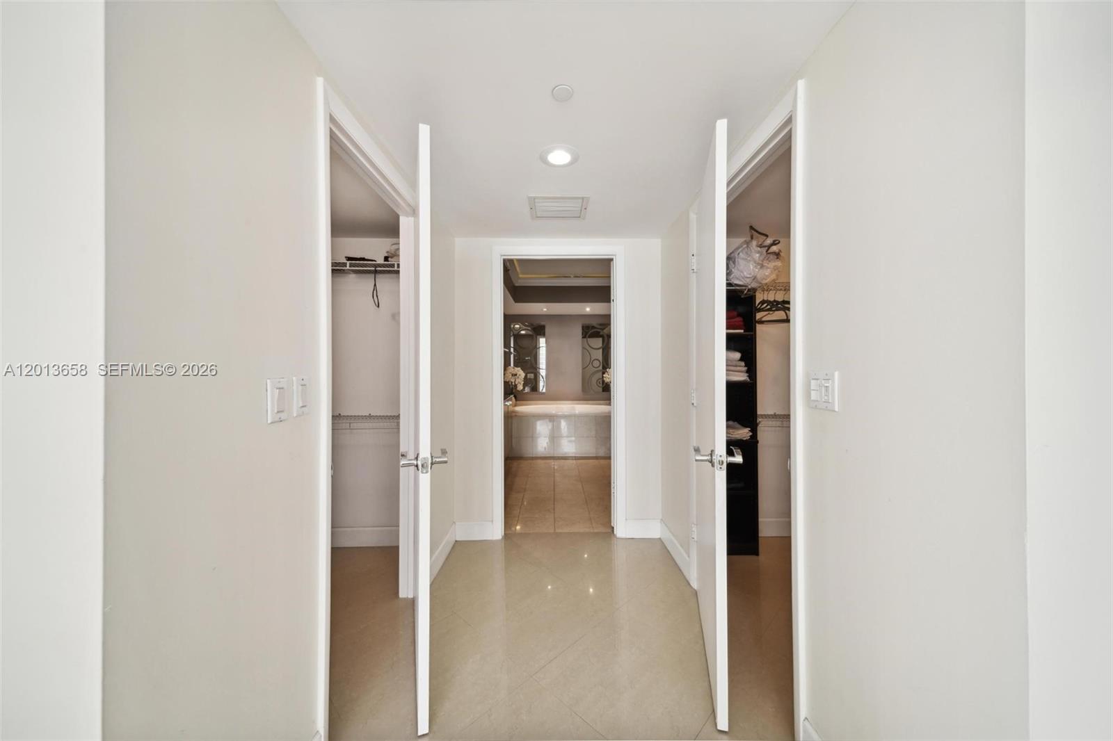 1701 3 / 3 2065 sq. ft. $ 2026-05-05 0 Photo