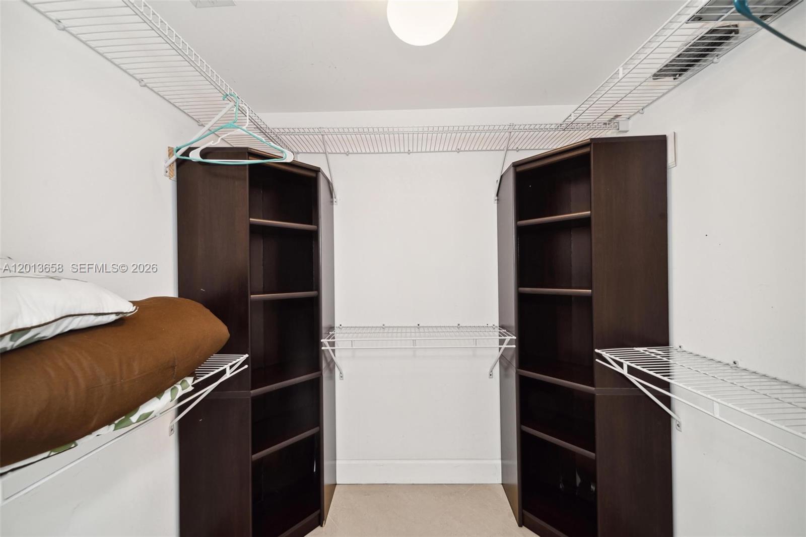 1701 3 / 3 2065 sq. ft. $ 2026-05-05 0 Photo