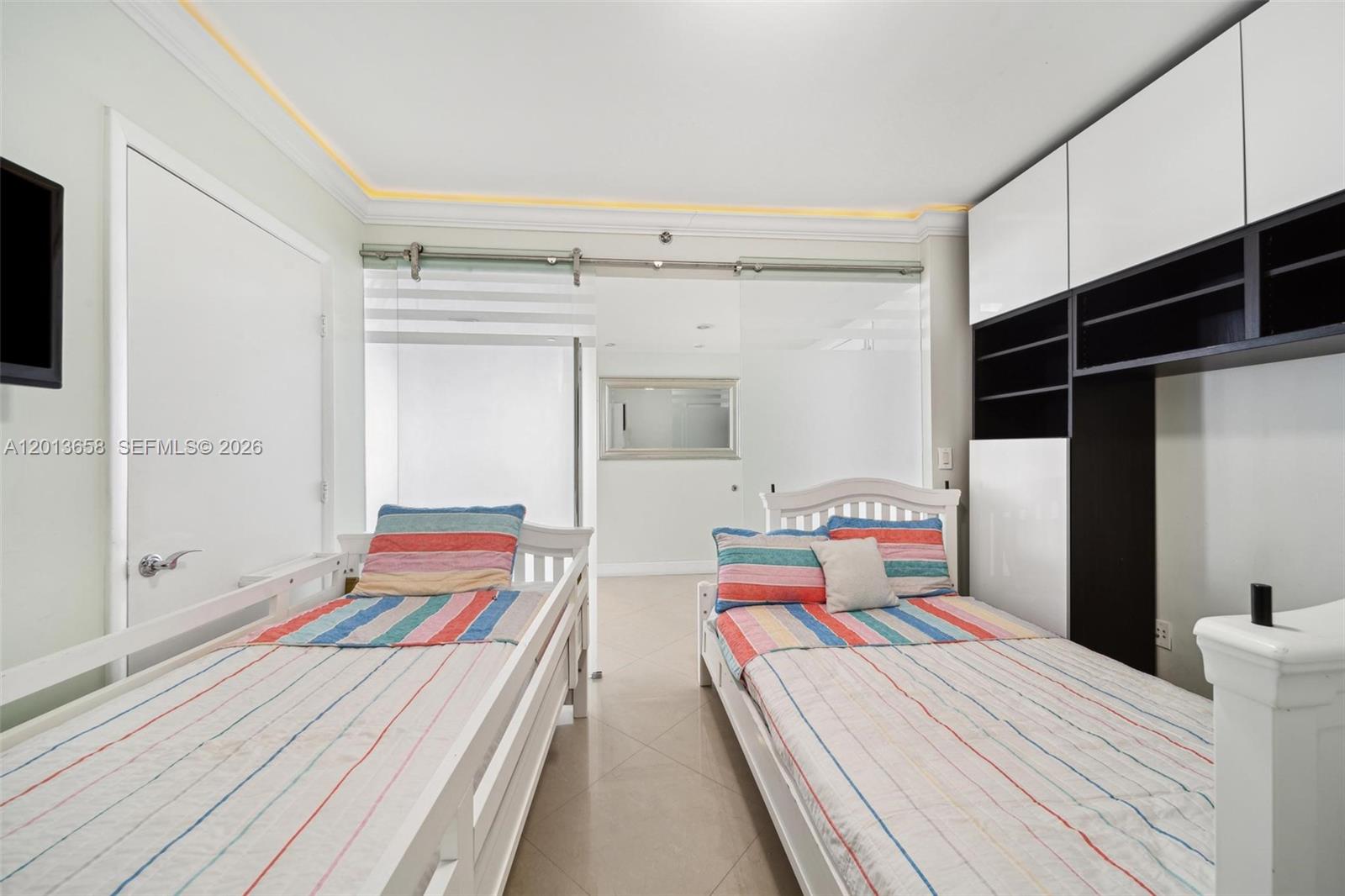 1701 3 / 3 2065 sq. ft. $ 2026-05-05 0 Photo