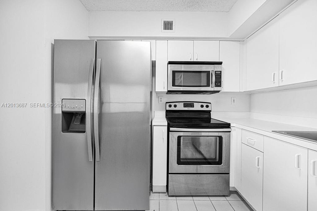 Photo of 3300 191st St #LP03, Aventura, Florida, 33180 -