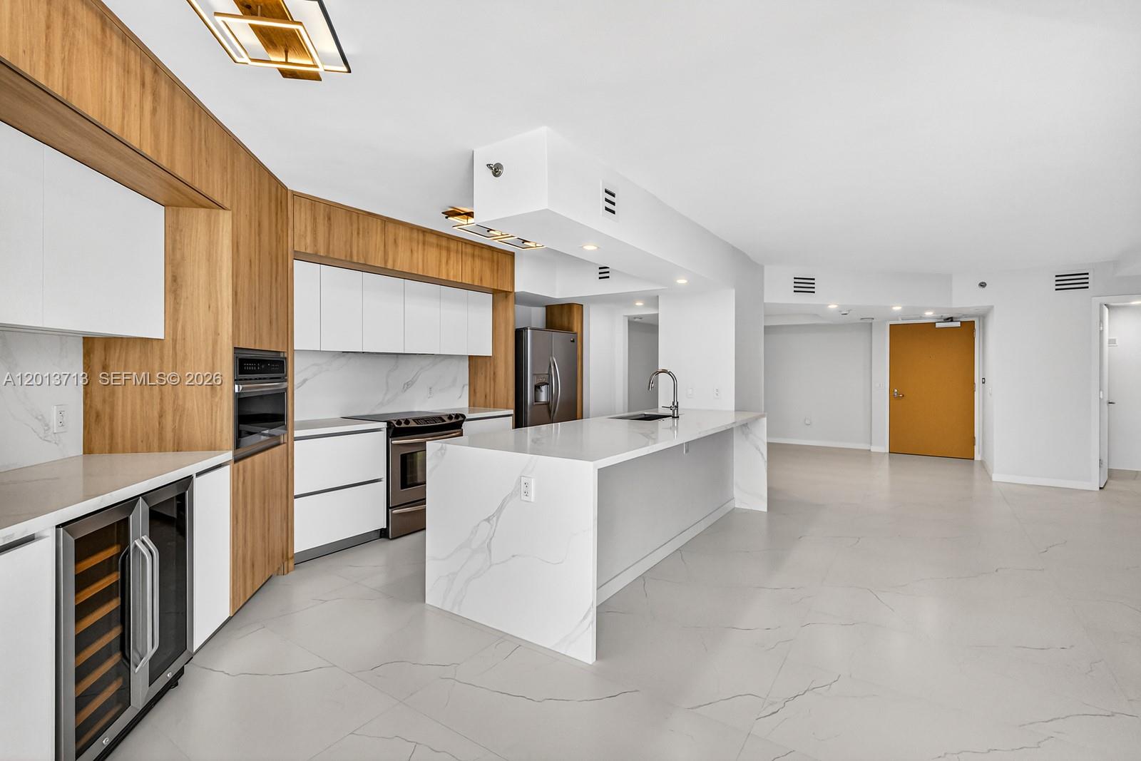 Photo of 16445 Collins Ave  #922, Sunny Isles Beach, Florida, 33160 - 