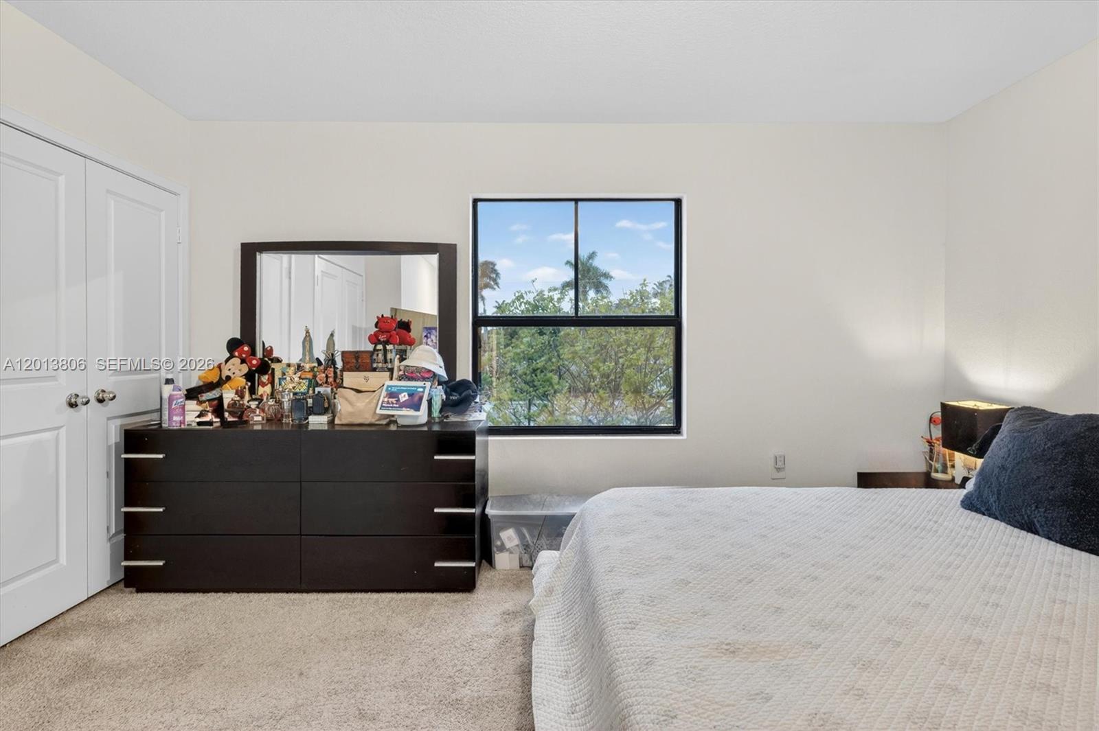 Ver detalles 310 3 / 3 1376 sq. ft. $ 2026-05-05 0 foto