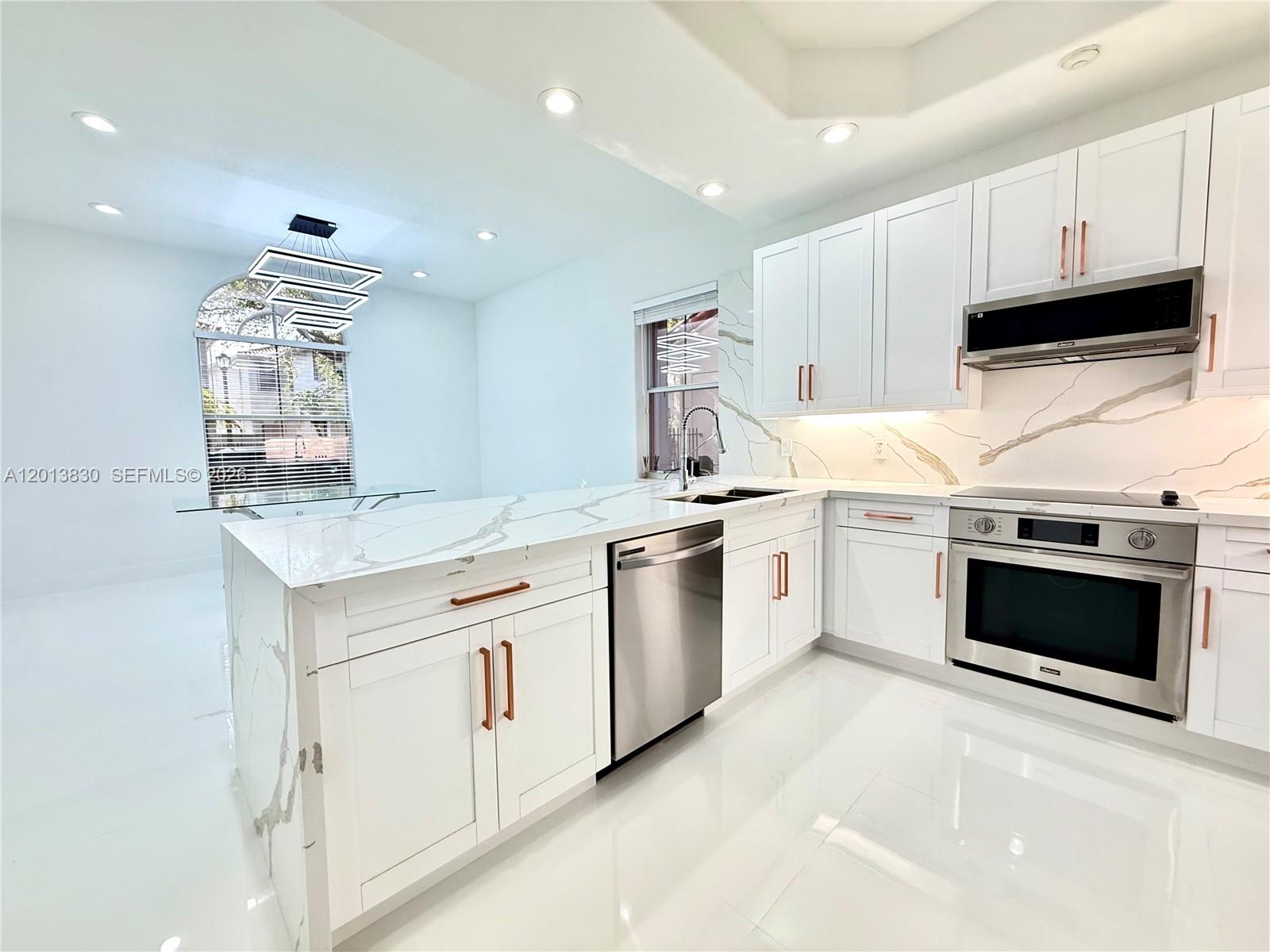Photo of 1455 Breakwater Ter  (1455), Hollywood, Florida, 33019 - 