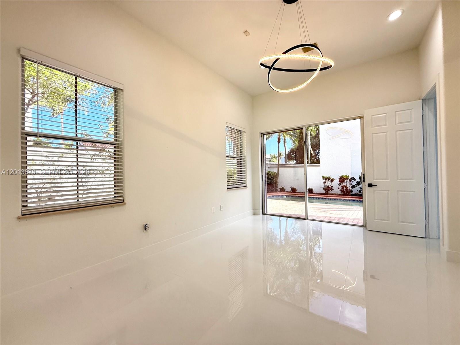 Photo of 1455 Breakwater Ter  (1455), Hollywood, Florida, 33019 - 