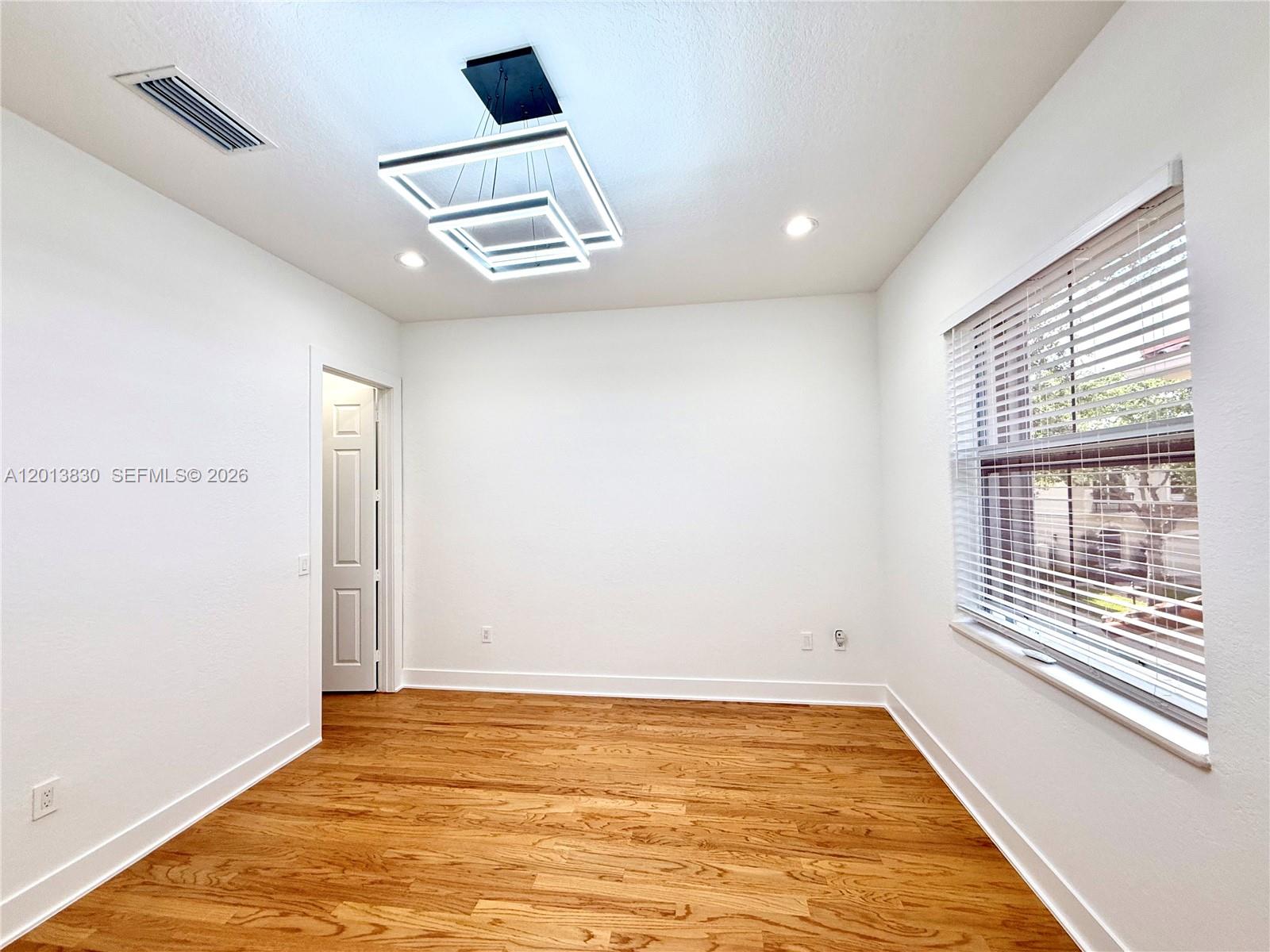 Photo of 1455 Breakwater Ter  (1455), Hollywood, Florida, 33019 - 