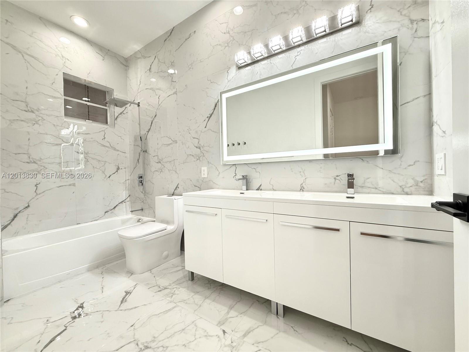Photo of 1455 Breakwater Ter  (1455), Hollywood, Florida, 33019 - 