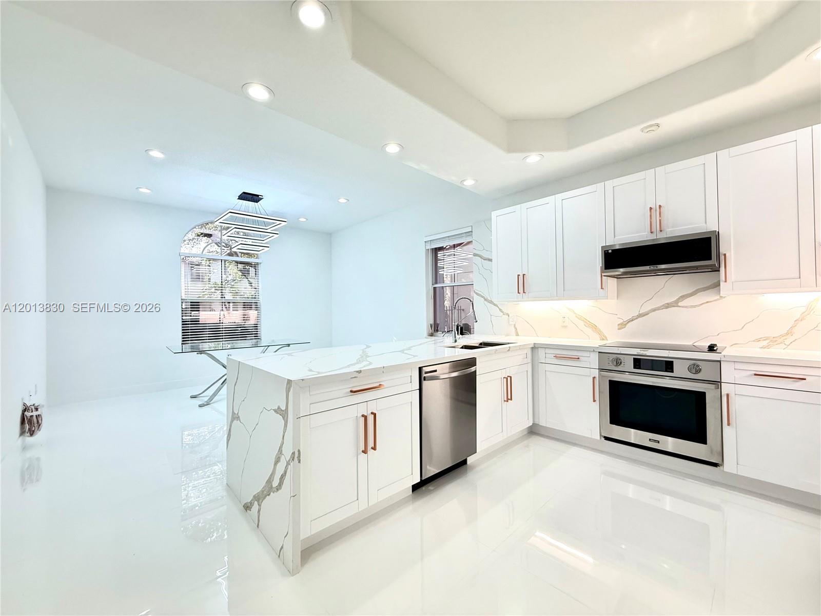 Photo of 1455 Breakwater Ter  (1455), Hollywood, Florida, 33019 - 
