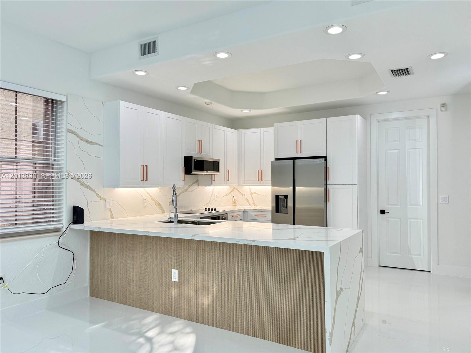 Photo of 1455 Breakwater Ter  (1455), Hollywood, Florida, 33019 - 
