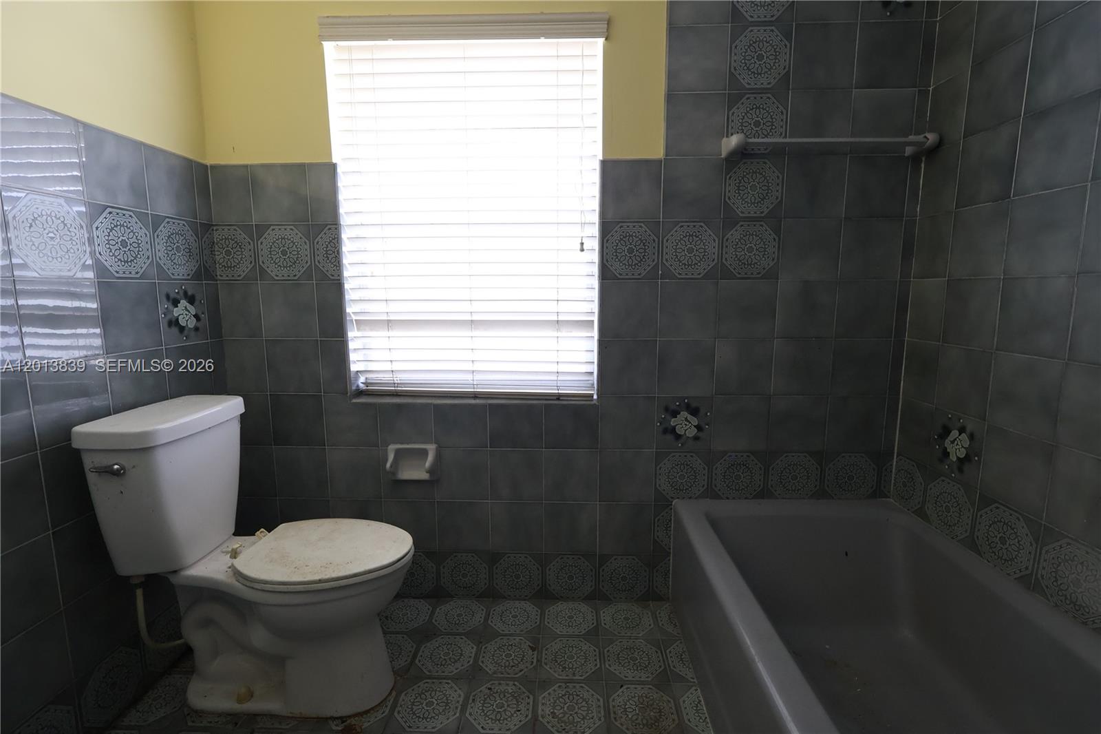   /  1821 sq. ft. $ 2026-05-05 0 Photo