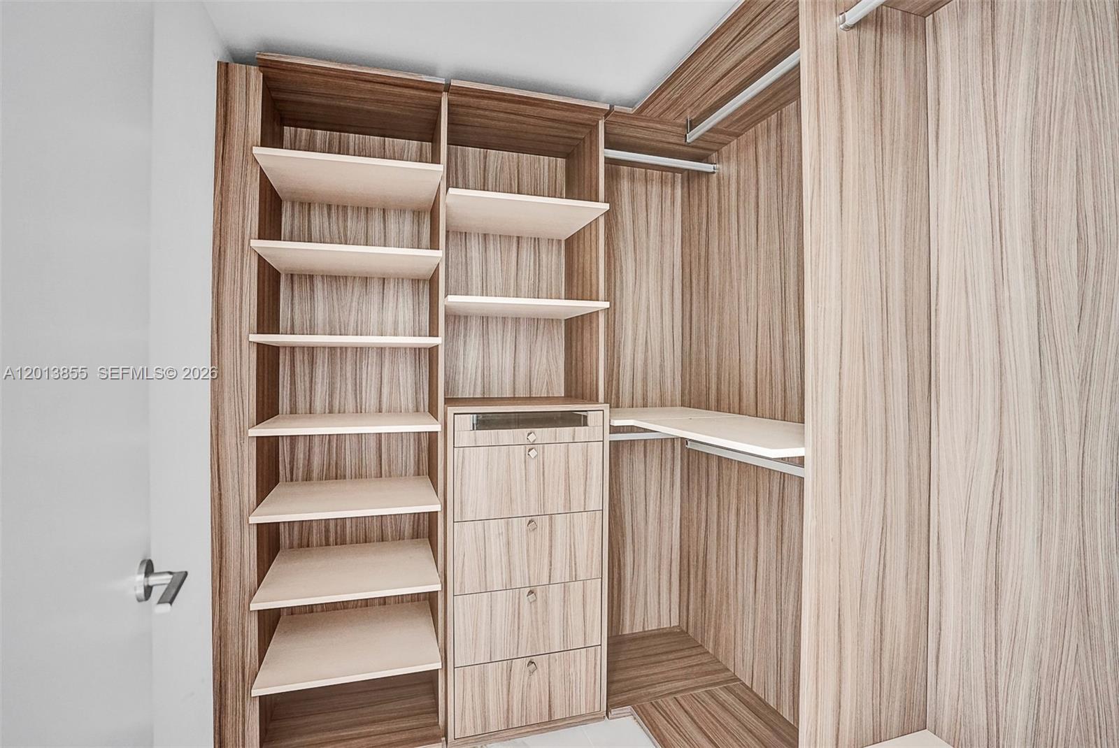 See details 5-2205 2 / 3 1541 sq. ft. $ 2026-05-06 0 Photo