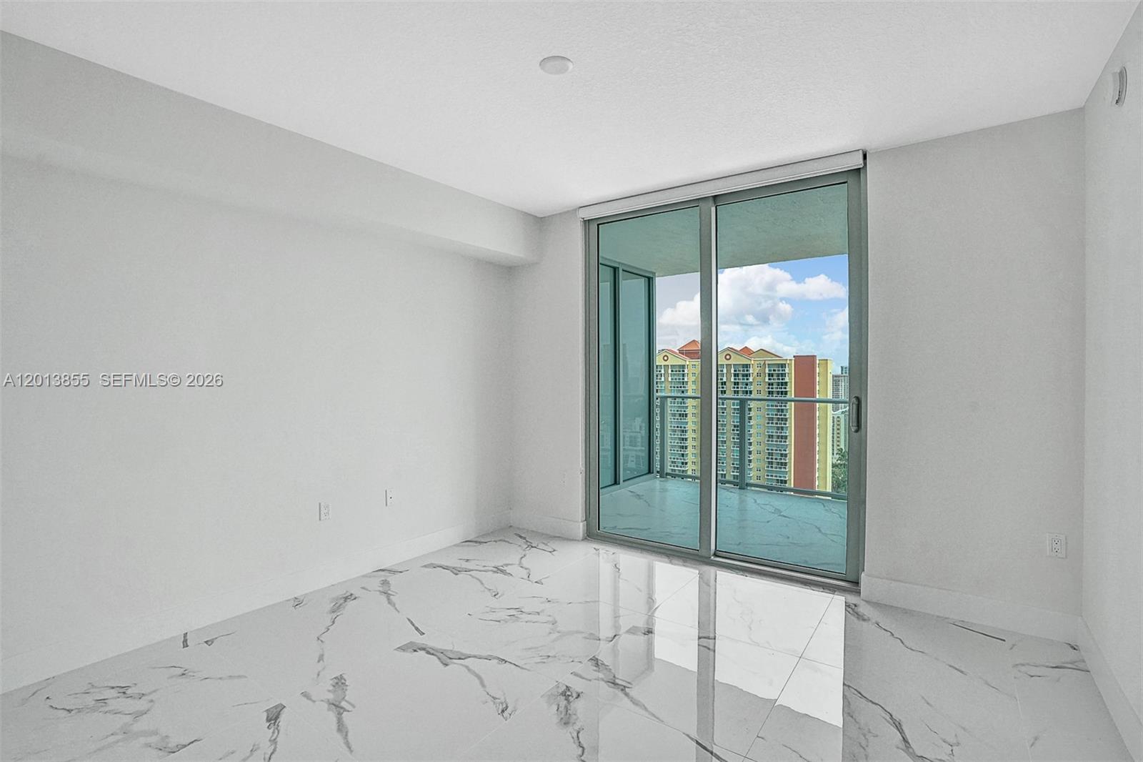 See details 5-2205 2 / 3 1541 sq. ft. $ 2026-05-06 0 Photo