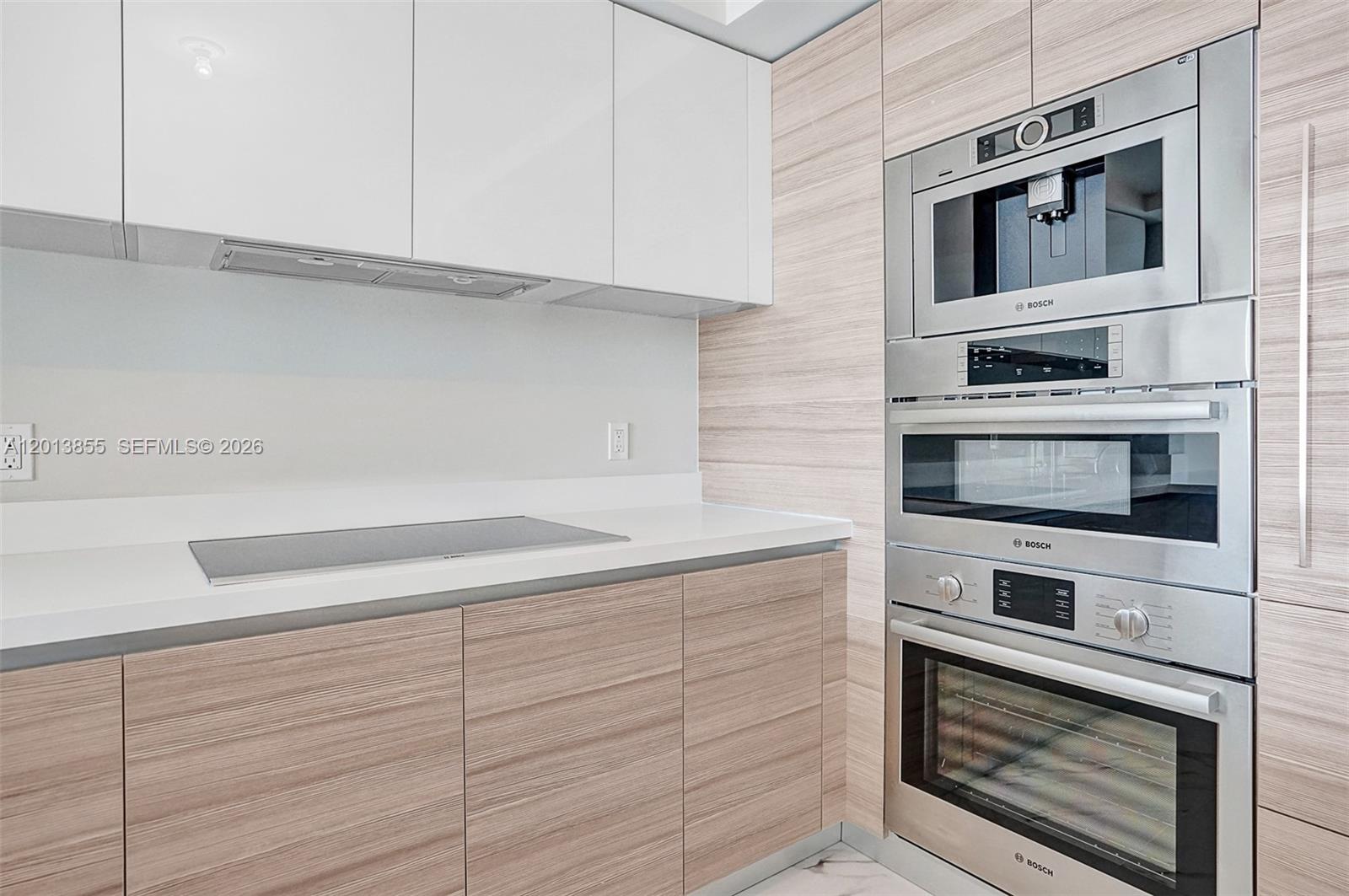 See details 5-2205 2 / 3 1541 sq. ft. $ 2026-05-06 0 Photo