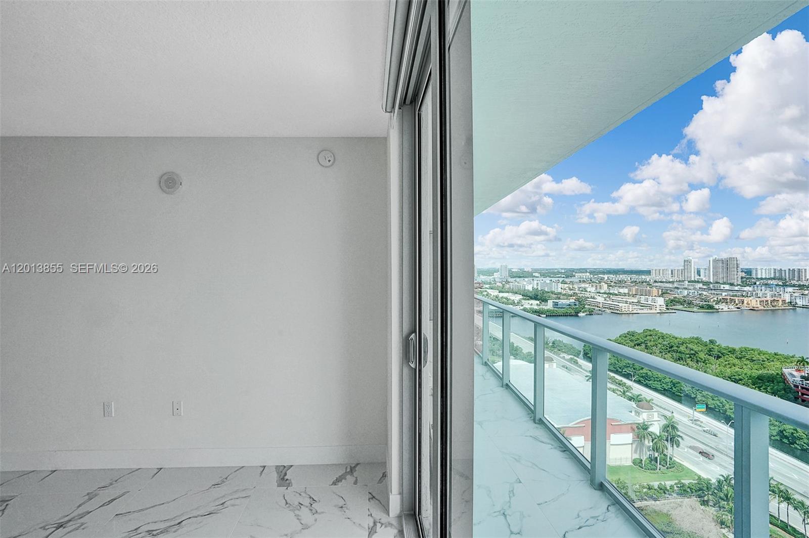 See details 5-2205 2 / 3 1541 sq. ft. $ 2026-05-06 0 Photo