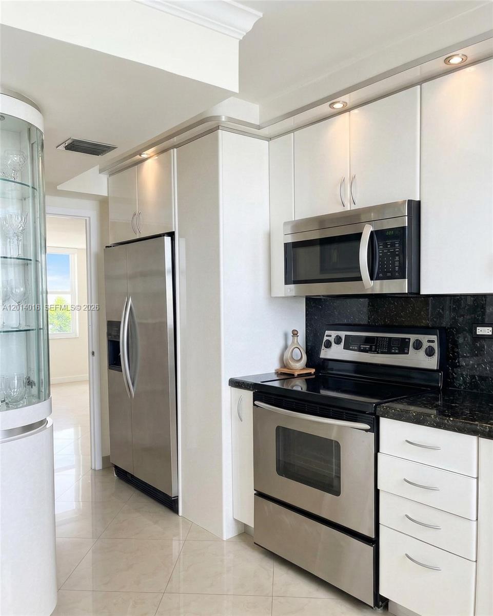 See details 1517 2 / 2 1544 sq. ft. $ 2026-05-19 0 Photo