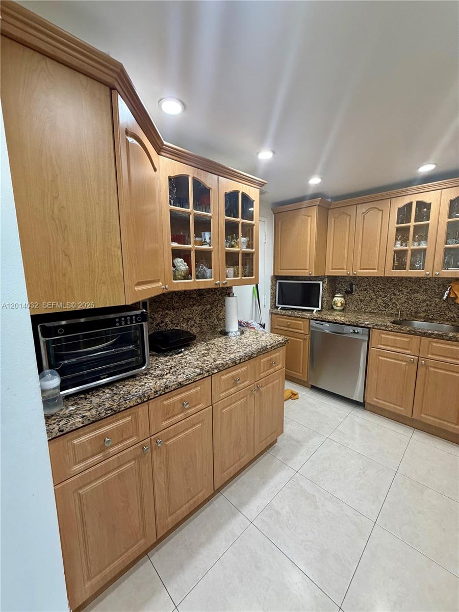 1631 2 / 2 1350 sq. ft. $ 2026-05-06 0 Photo