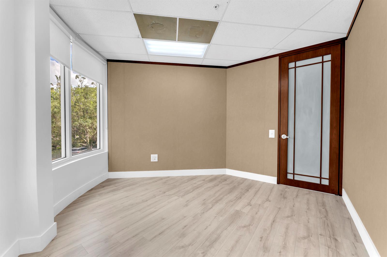 Ver detalles 201 / 0 sq. ft. $ 2026-05-22 0 foto