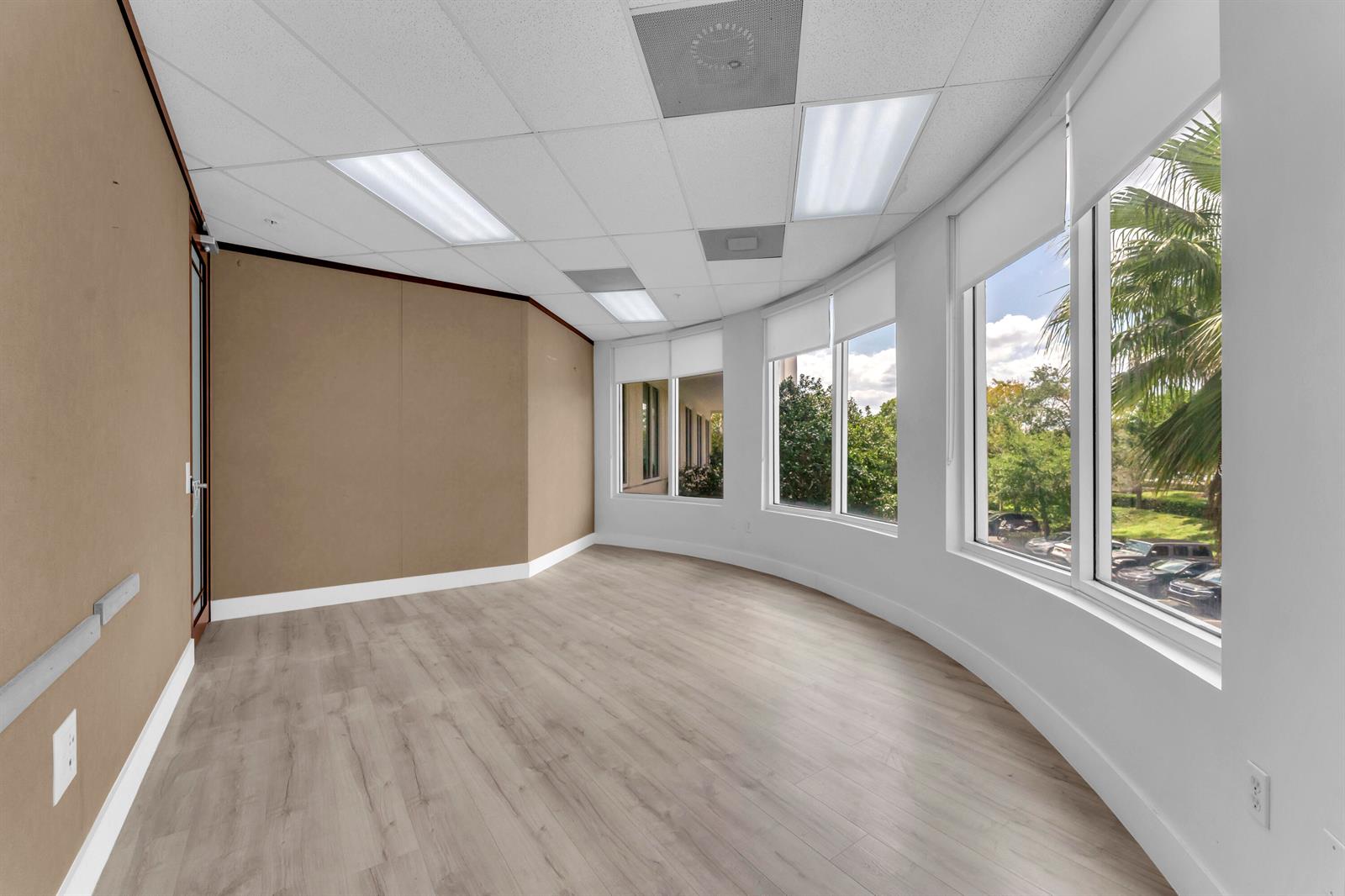 Ver detalles 201 / 0 sq. ft. $ 2026-05-22 0 foto