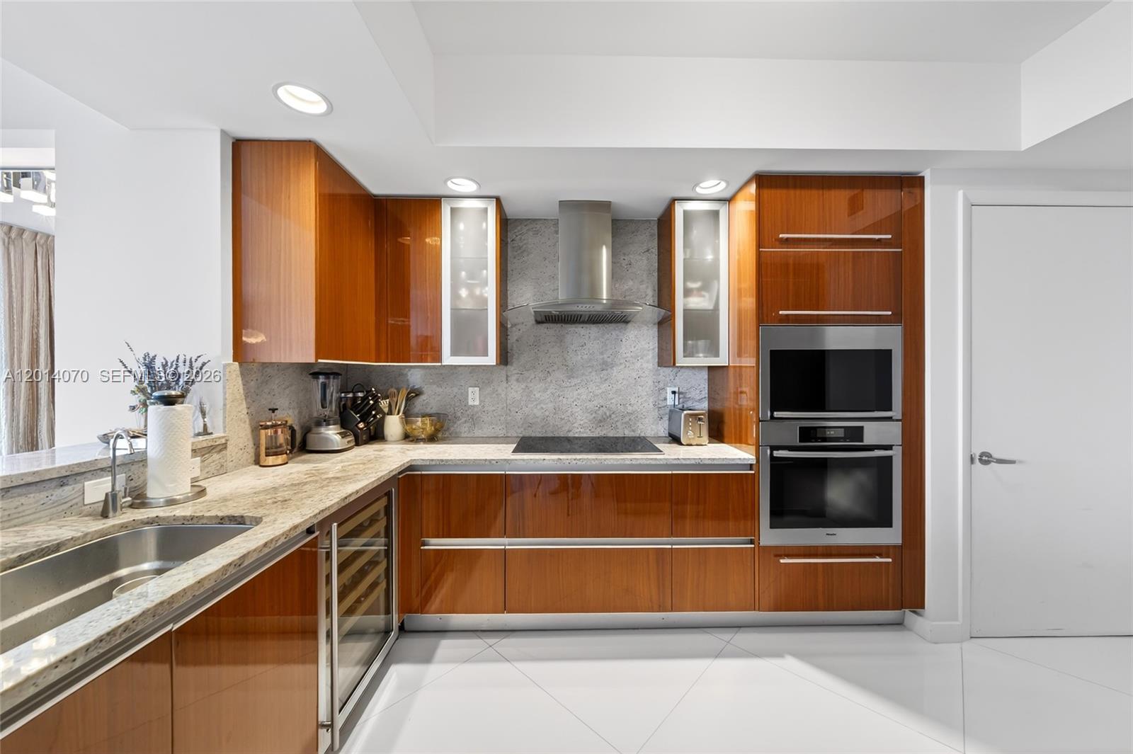 Photo of 2711 Ocean Dr  #1901, Hollywood, Florida, 33019 - 