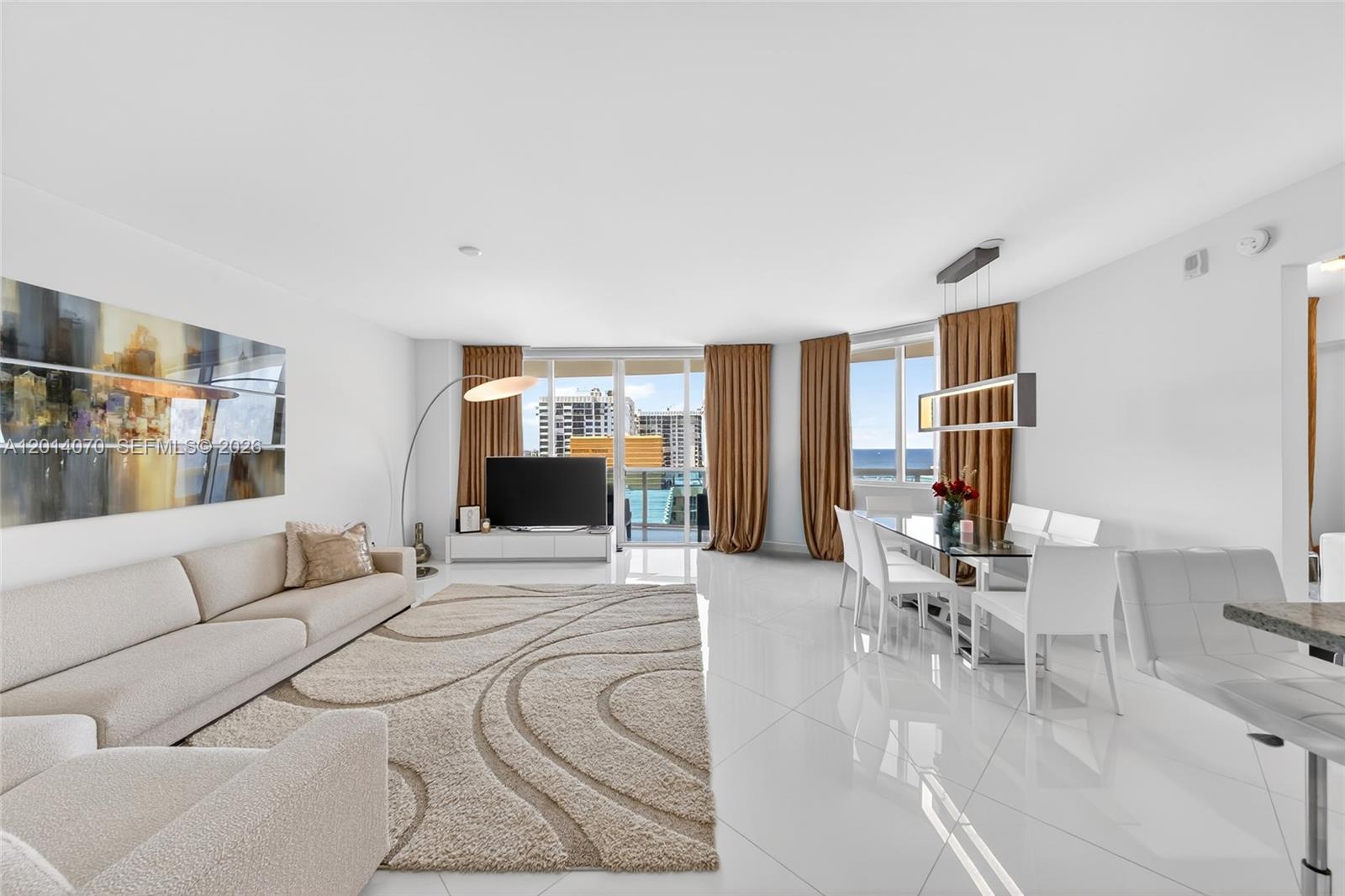 Photo of 2711 Ocean Dr  #1901, Hollywood, Florida, 33019 - 