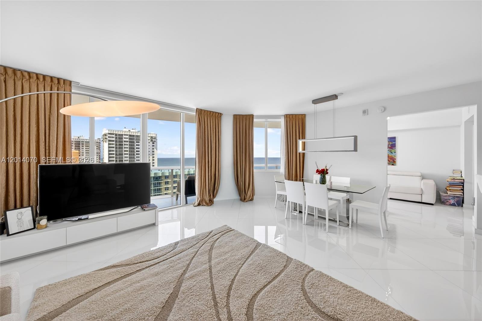 Photo of 2711 Ocean Dr  #1901, Hollywood, Florida, 33019 - 