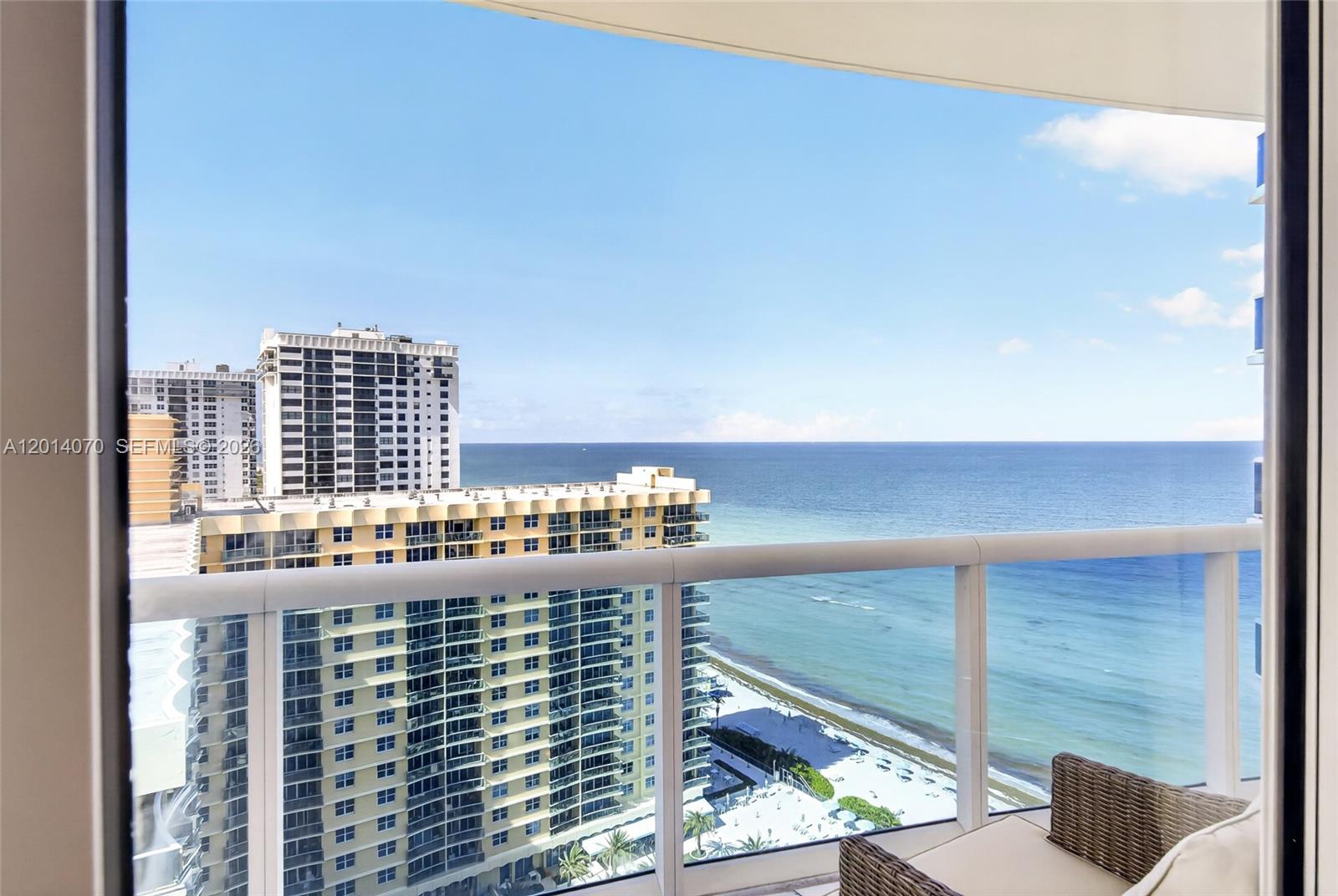 Photo of 2711 Ocean Dr  #1901, Hollywood, Florida, 33019 - 