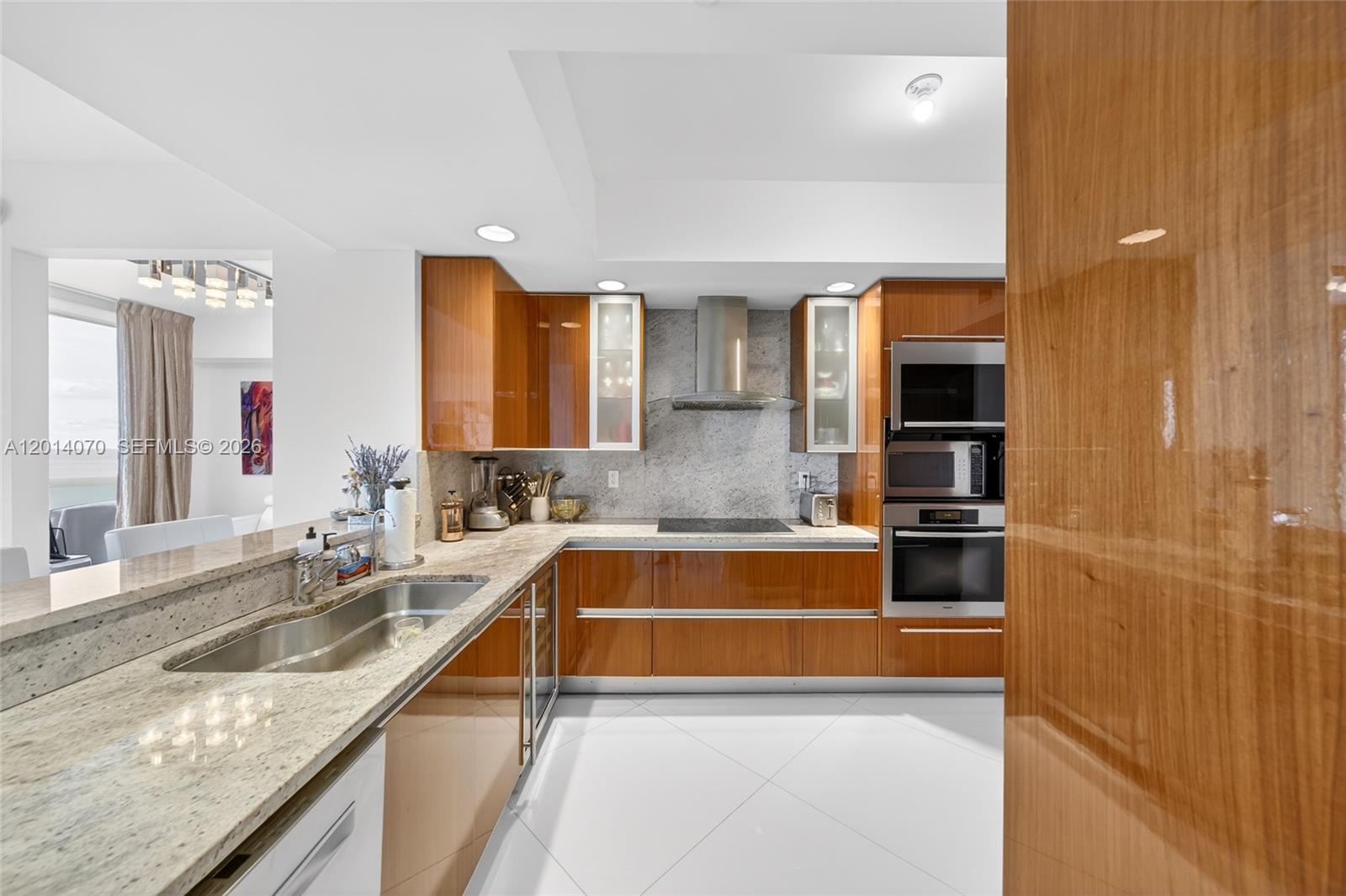 Photo of 2711 Ocean Dr  #1901, Hollywood, Florida, 33019 - 