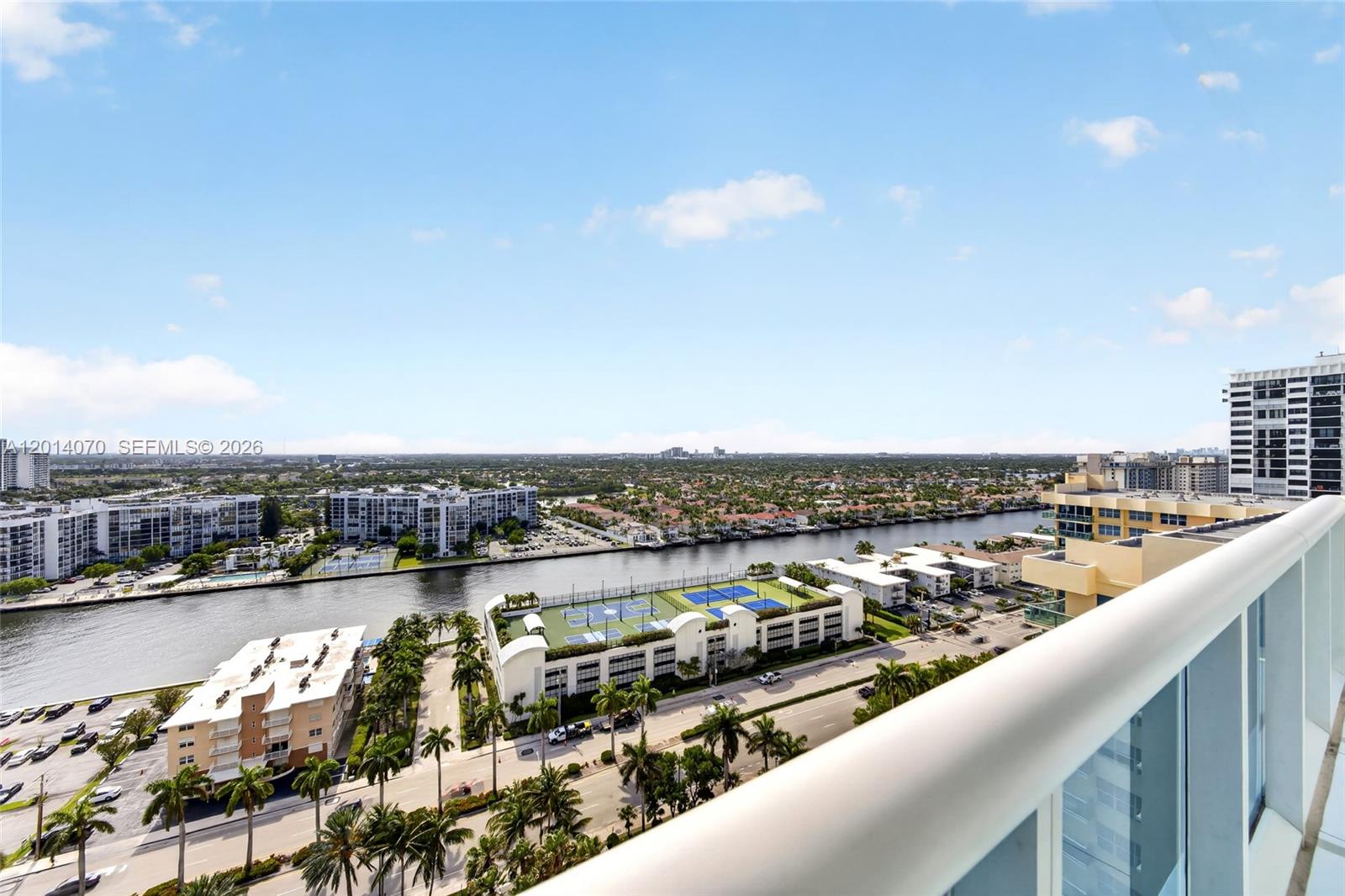 Photo of 2711 Ocean Dr  #1901, Hollywood, Florida, 33019 - 