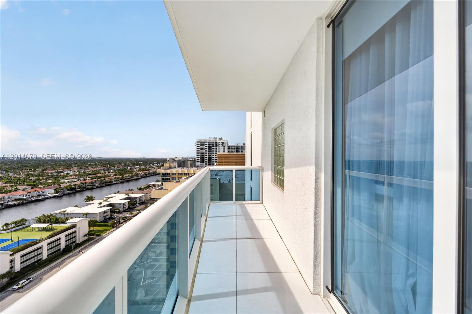 Photo of 2711 Ocean Dr  #1901, Hollywood, Florida, 33019 - 