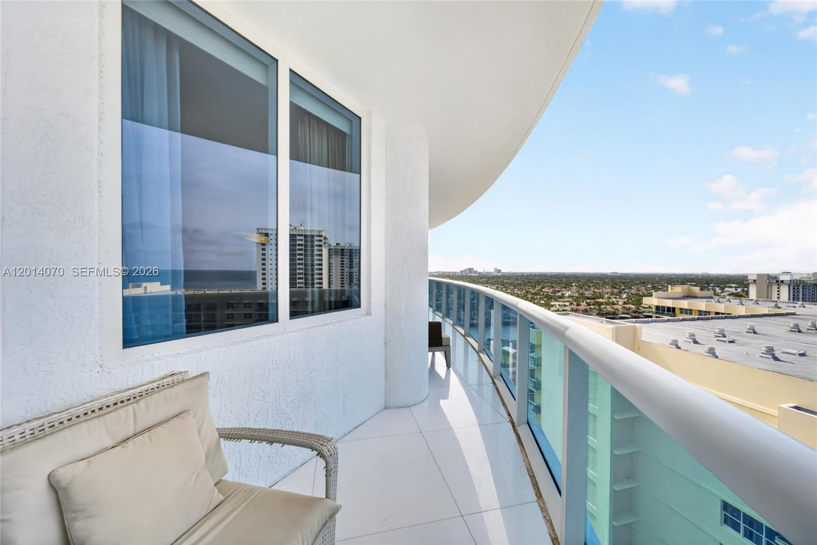 Photo of 2711 Ocean Dr  #1901, Hollywood, Florida, 33019 - 