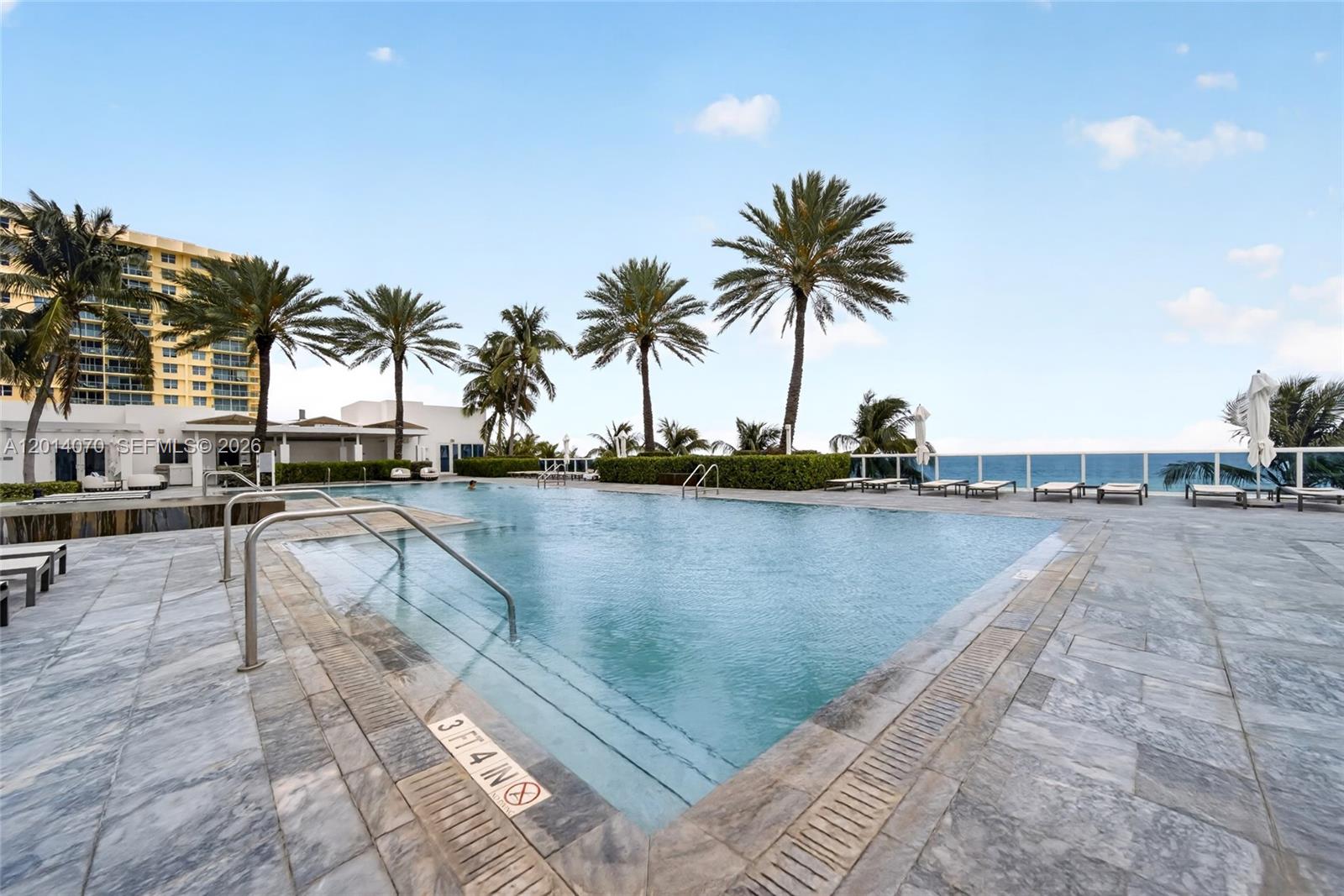 Photo of 2711 Ocean Dr  #1901, Hollywood, Florida, 33019 - 