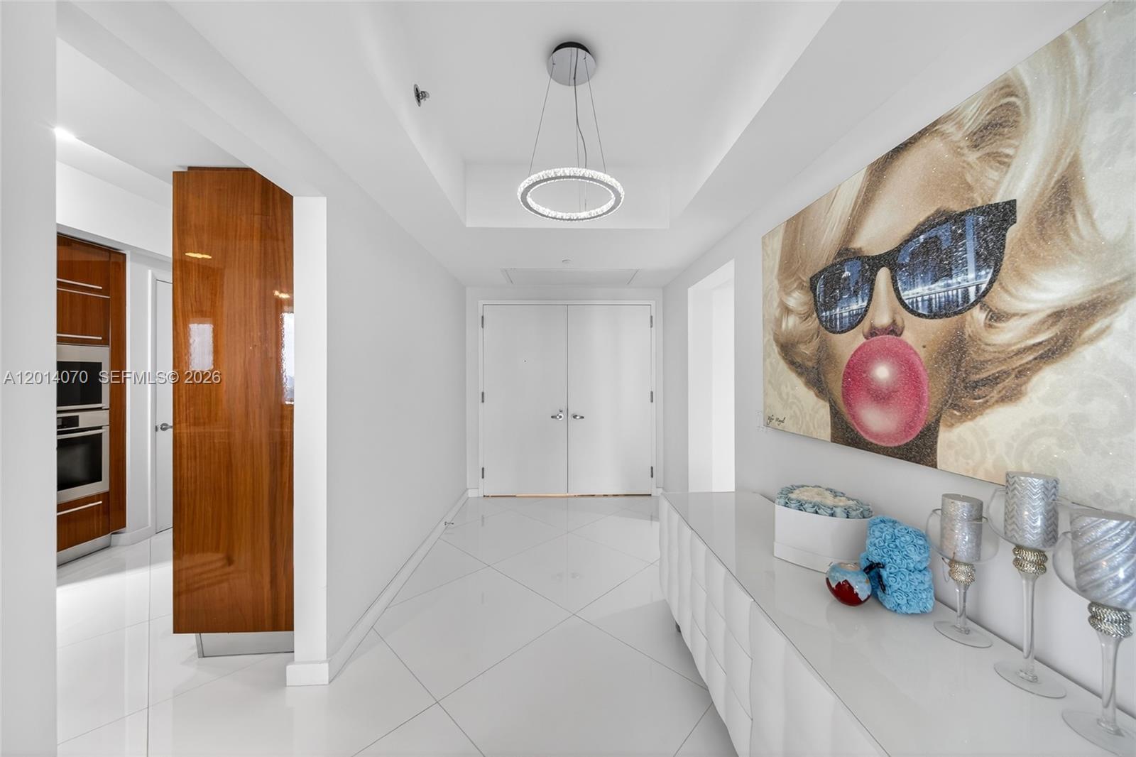 Photo of 2711 Ocean Dr  #1901, Hollywood, Florida, 33019 - 