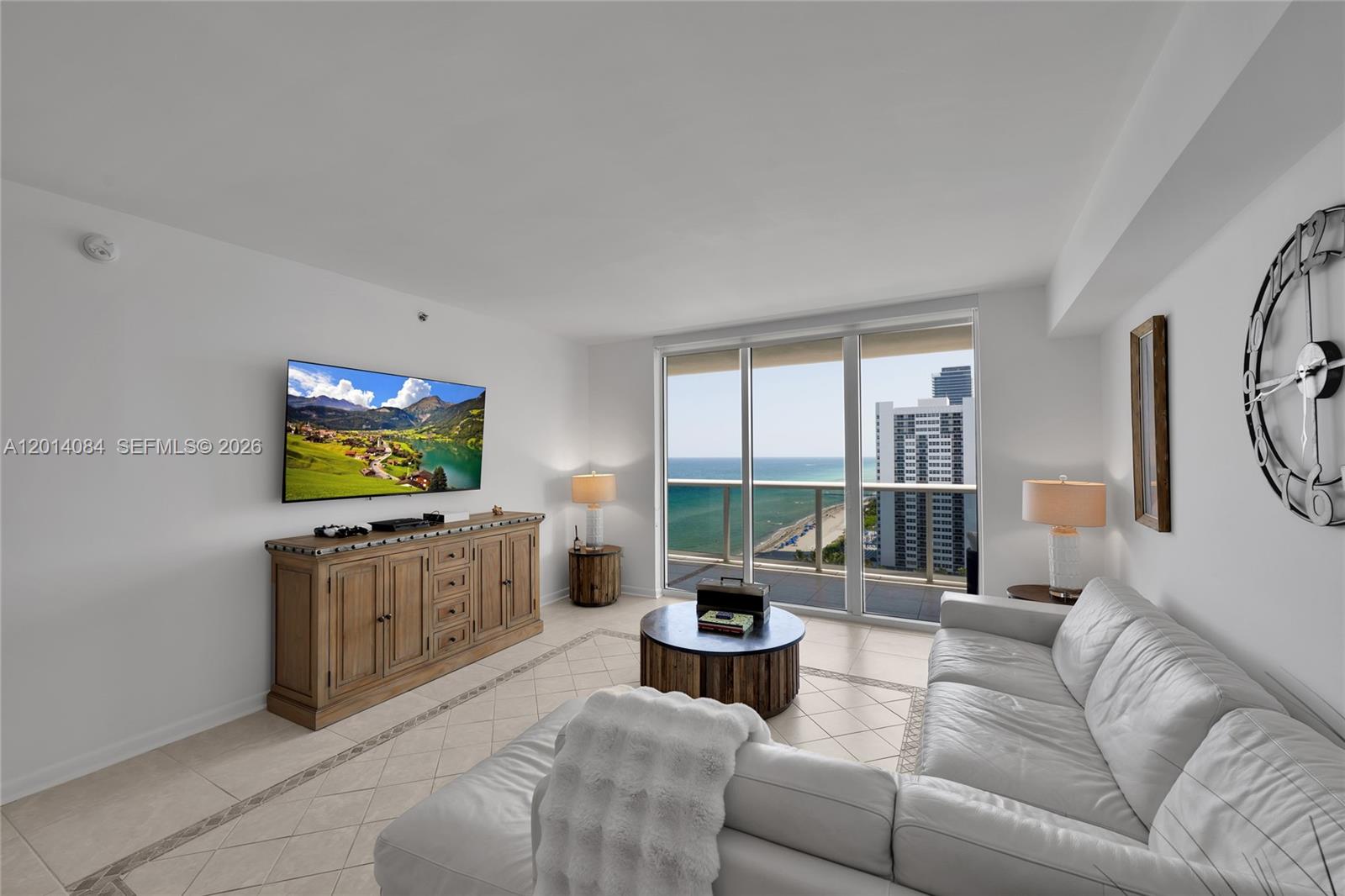 1703 3 / 3 1733 sq. ft. $ 2026-05-06 0 Photo