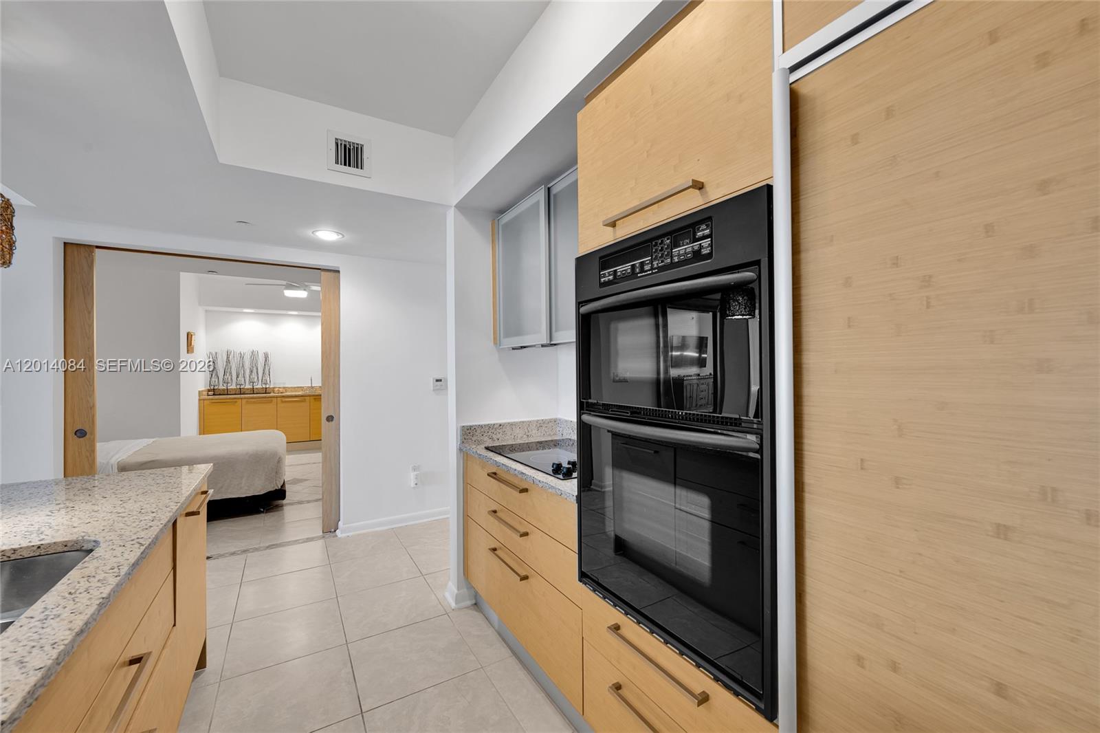 1703 3 / 3 1733 sq. ft. $ 2026-05-06 0 Photo
