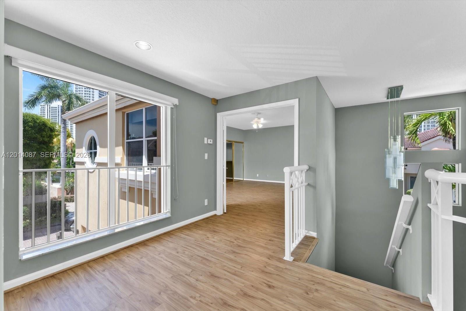 Photo of 3728 208th Ter  (3728), Aventura, Florida, 33180 - 